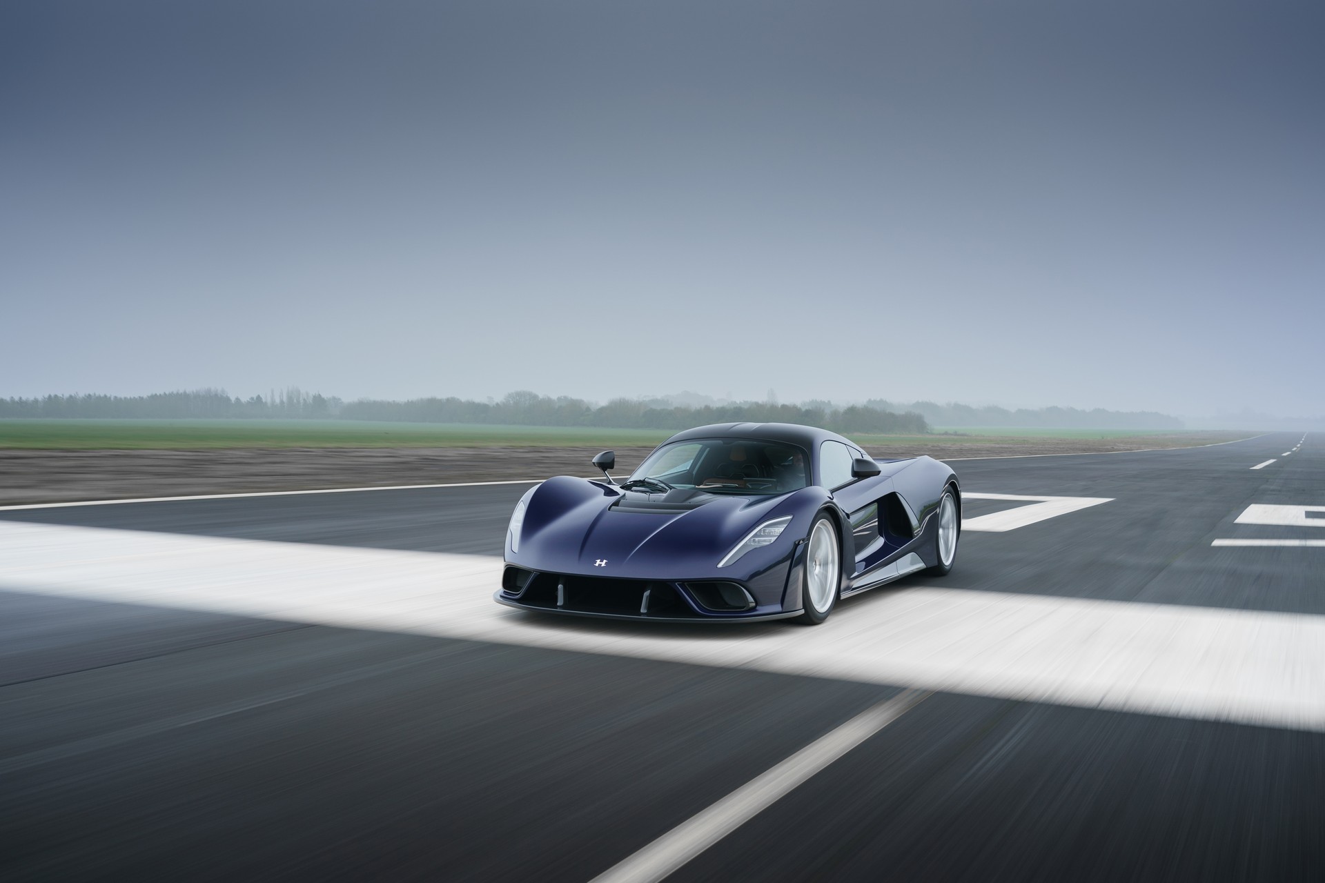 Hennessey Venom F5 Debuts With 1,817 HP And Targeted Top Speed Of 311+ MPH