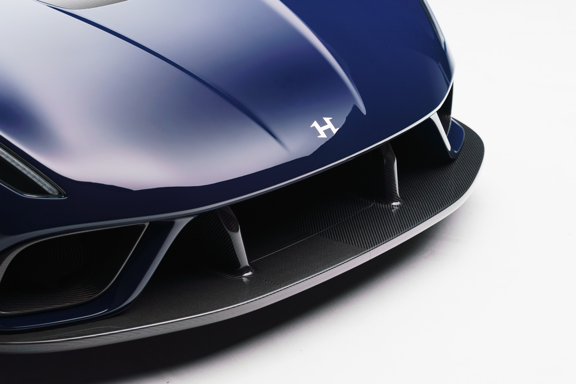 Hennessey Venom F5 Debuts With 1,817 HP And Targeted Top Speed Of 311+ MPH