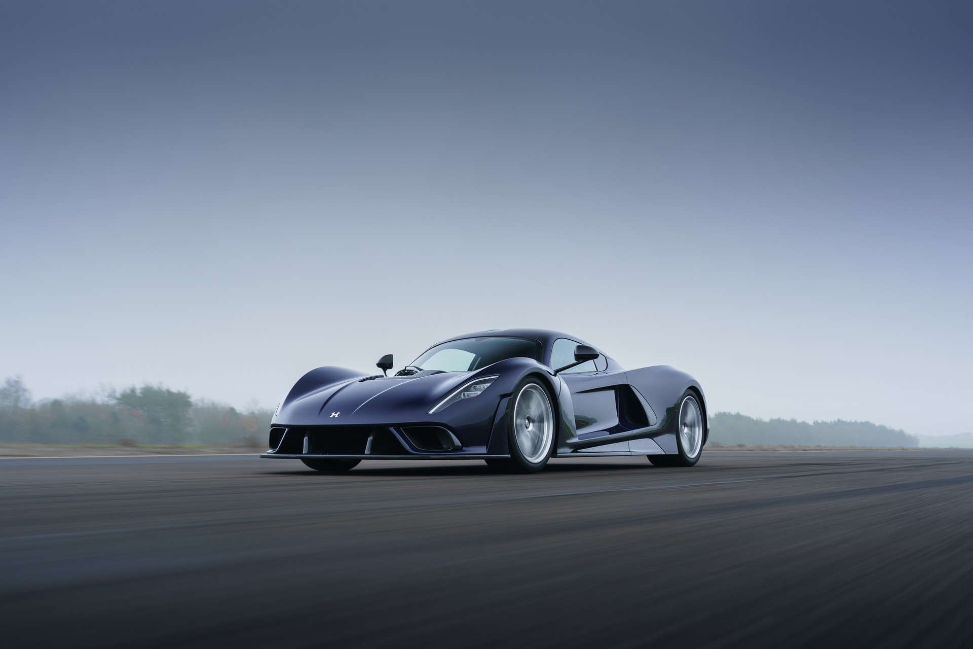 Hennessey Venom F5 Debuts With 1,817 HP And Targeted Top Speed Of 311+ MPH