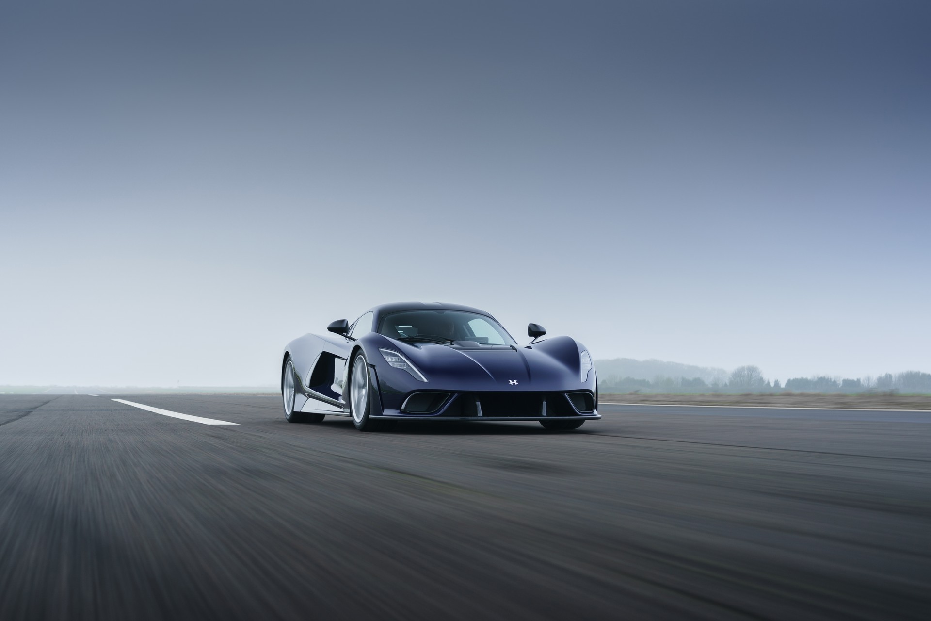 Hennessey Venom F5 Debuts With 1,817 HP And Targeted Top Speed Of 311+ MPH