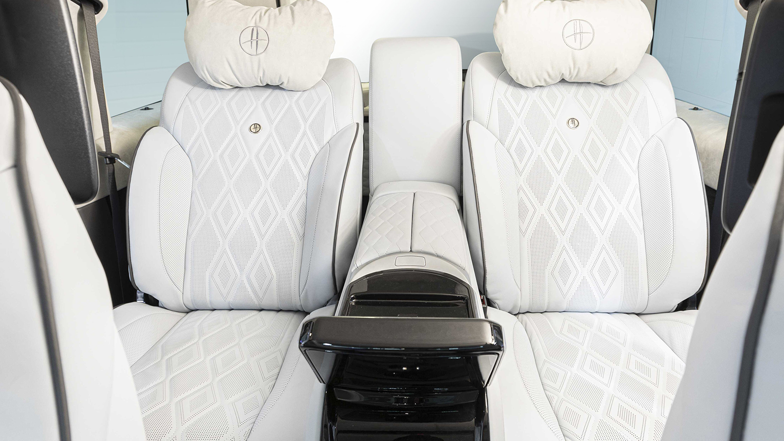 Hofele Design’s Suicide Door Mercedes-Benz G-Class Isn’t For Everyone