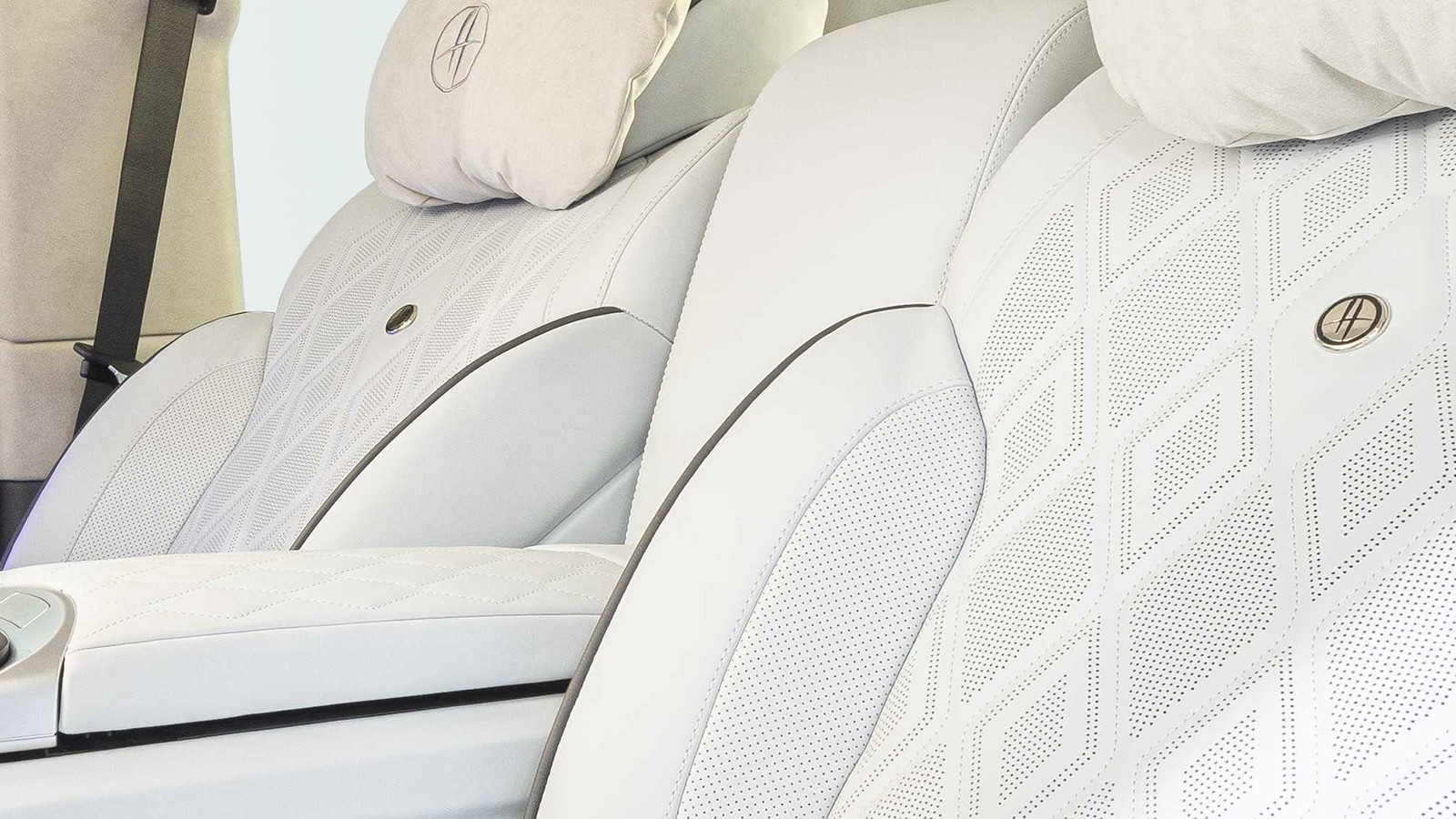 Hofele Design’s Suicide Door Mercedes-Benz G-Class Isn’t For Everyone