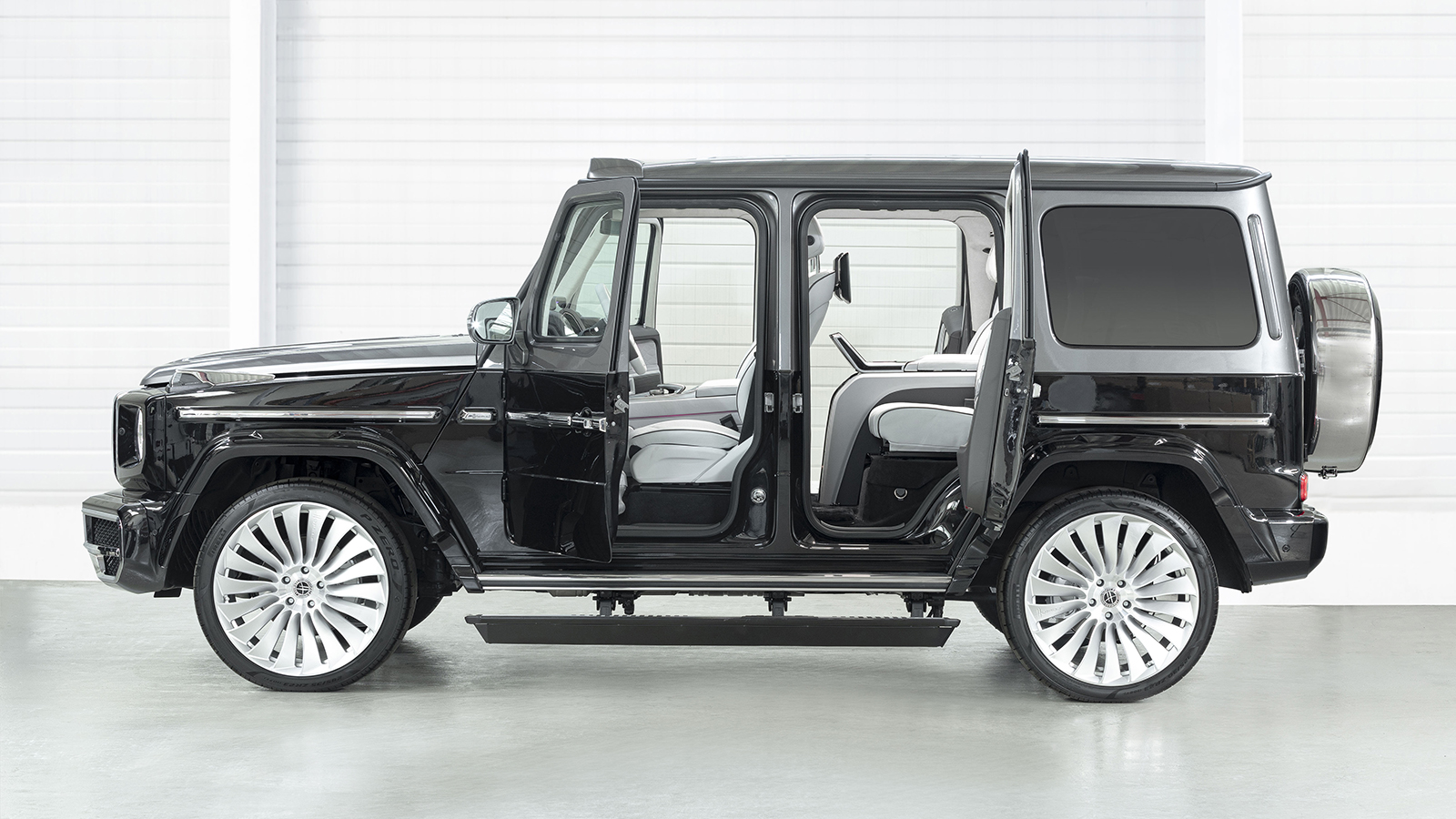 Hofele Design’s Suicide Door Mercedes-Benz G-Class Isn’t For Everyone