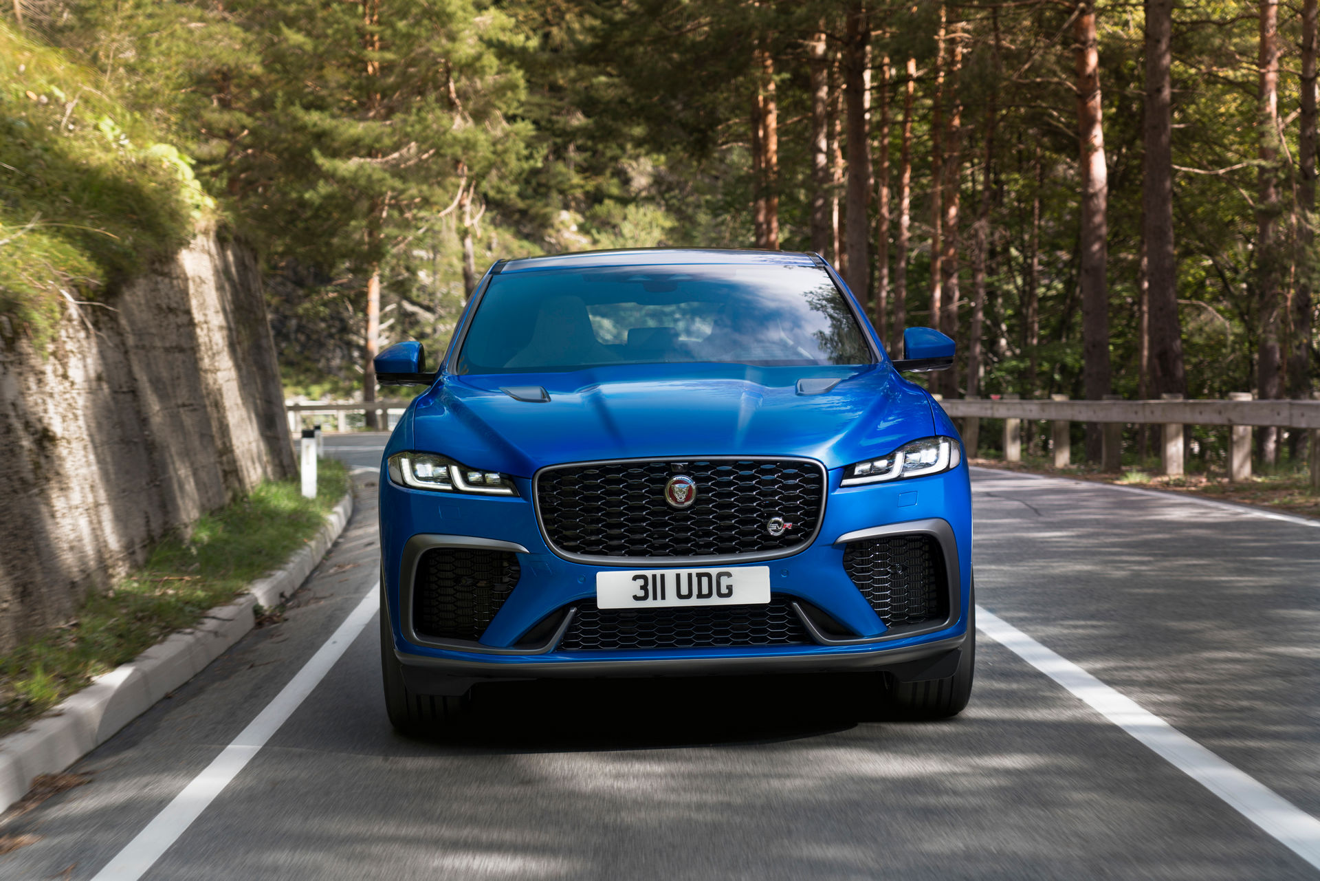 2021 Jaguar F-Pace SVR Is Faster And More Luxurious