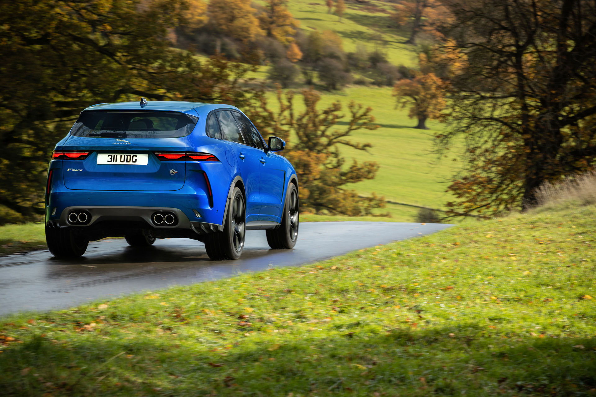 2021 Jaguar F-Pace SVR Is Faster And More Luxurious