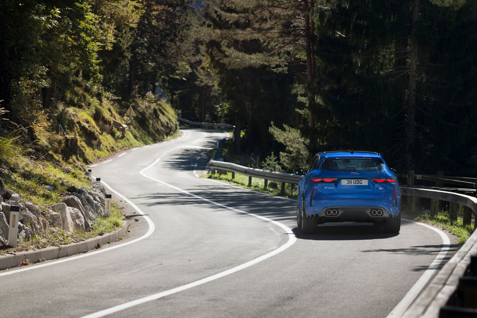 2021 Jaguar F-Pace SVR Is Faster And More Luxurious