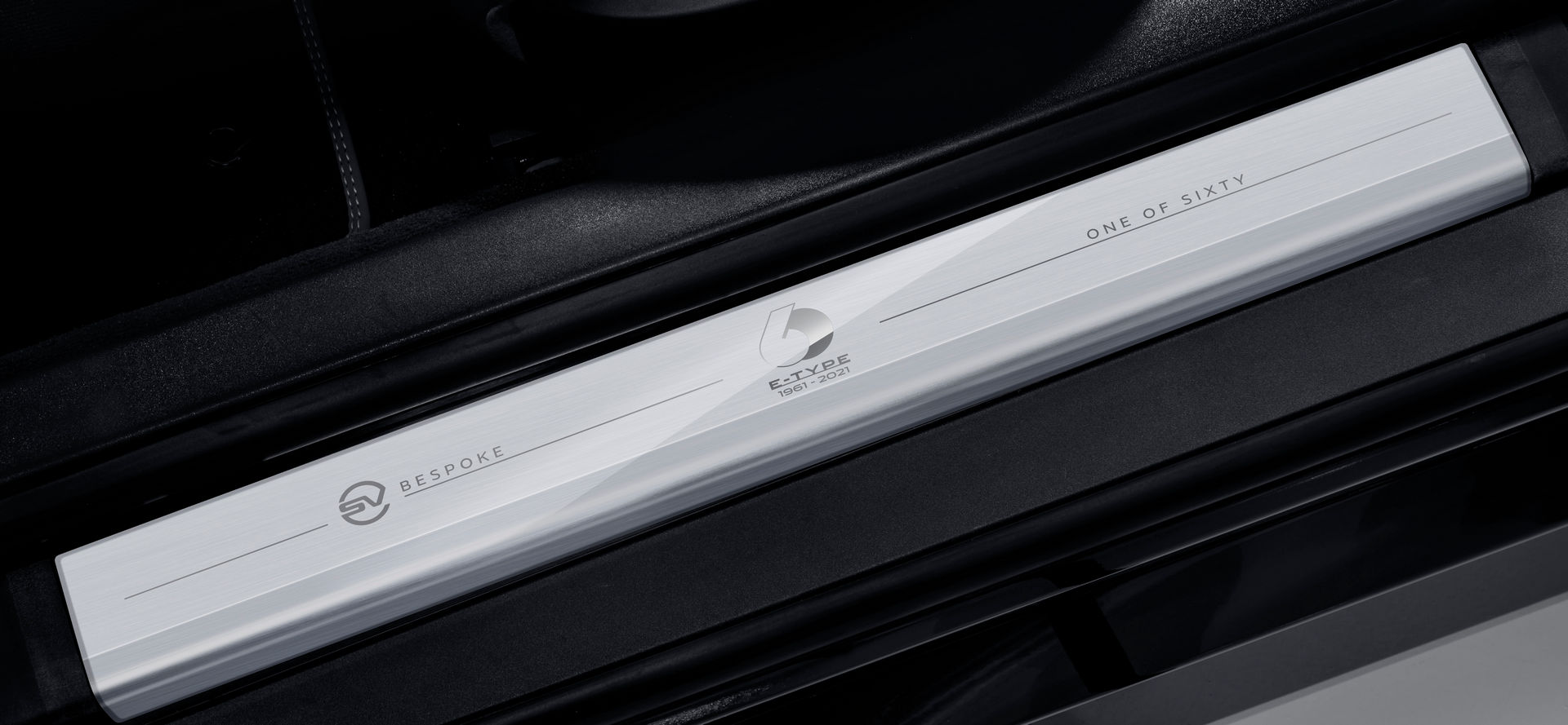 Jaguar Celebrates E-Type Anniversary With Limited-Run F-Type Heritage 60 Edition