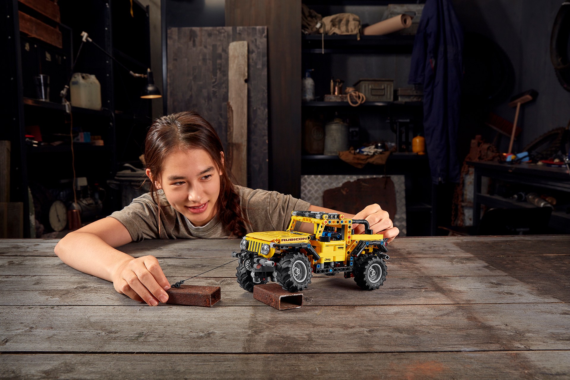 The Lego Technic Jeep Wrangler Is 665 Pieces Of Awesome