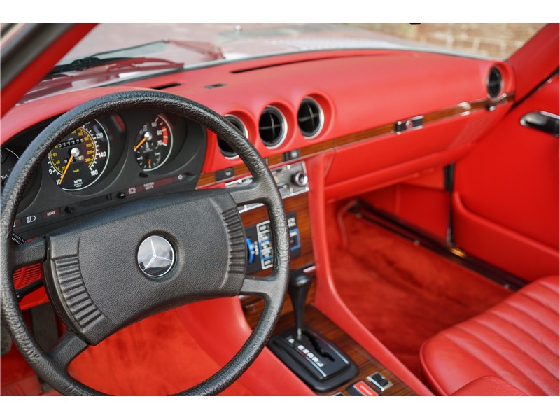 Barely Used R107 Mercedes-Benz 450SL Has Clocked Just 11k Miles Since 1979