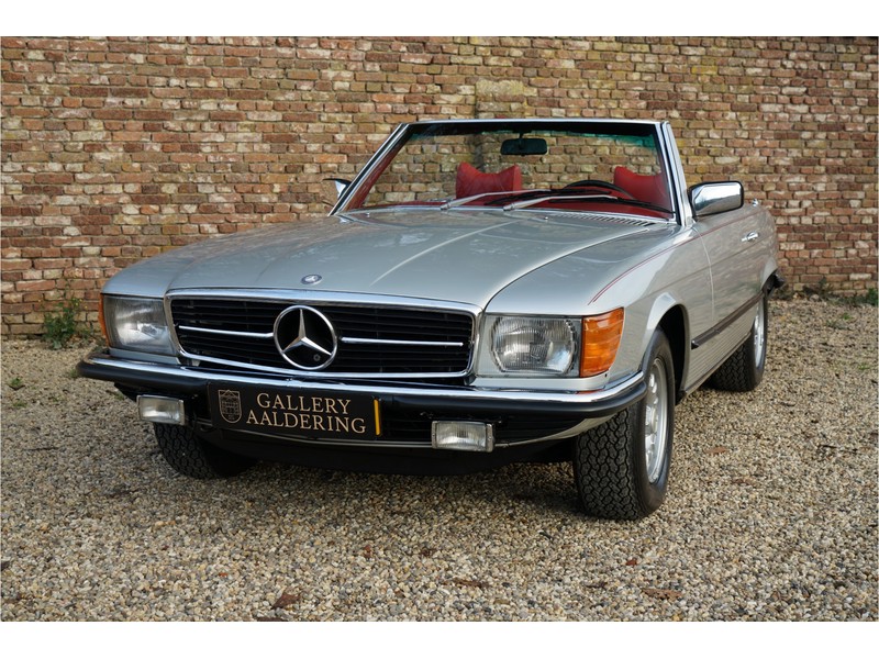 Barely Used R107 Mercedes-Benz 450SL Has Clocked Just 11k Miles Since 1979