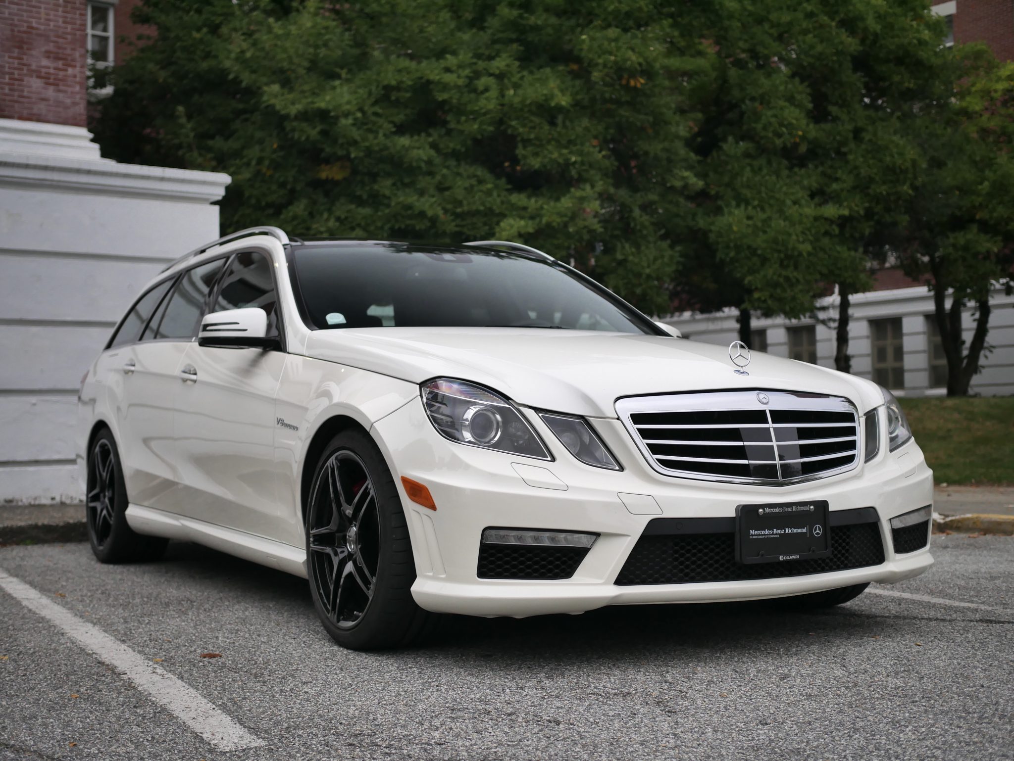 This 550-Horsepower 2012 Mercedes-Benz E63 AMG Will Make Supermarket And School Runs Fun Again