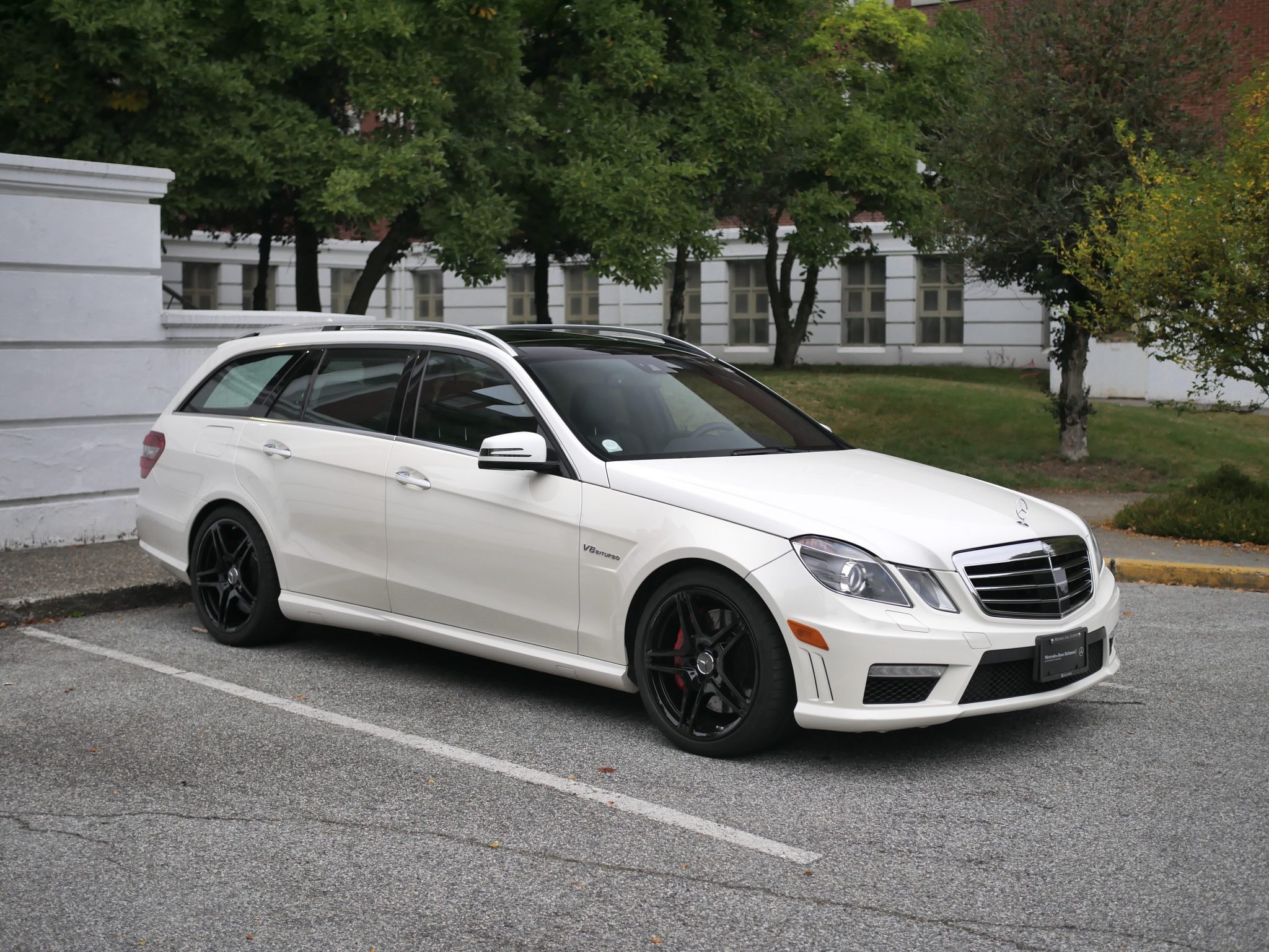 This 550-Horsepower 2012 Mercedes-Benz E63 AMG Will Make Supermarket And School Runs Fun Again