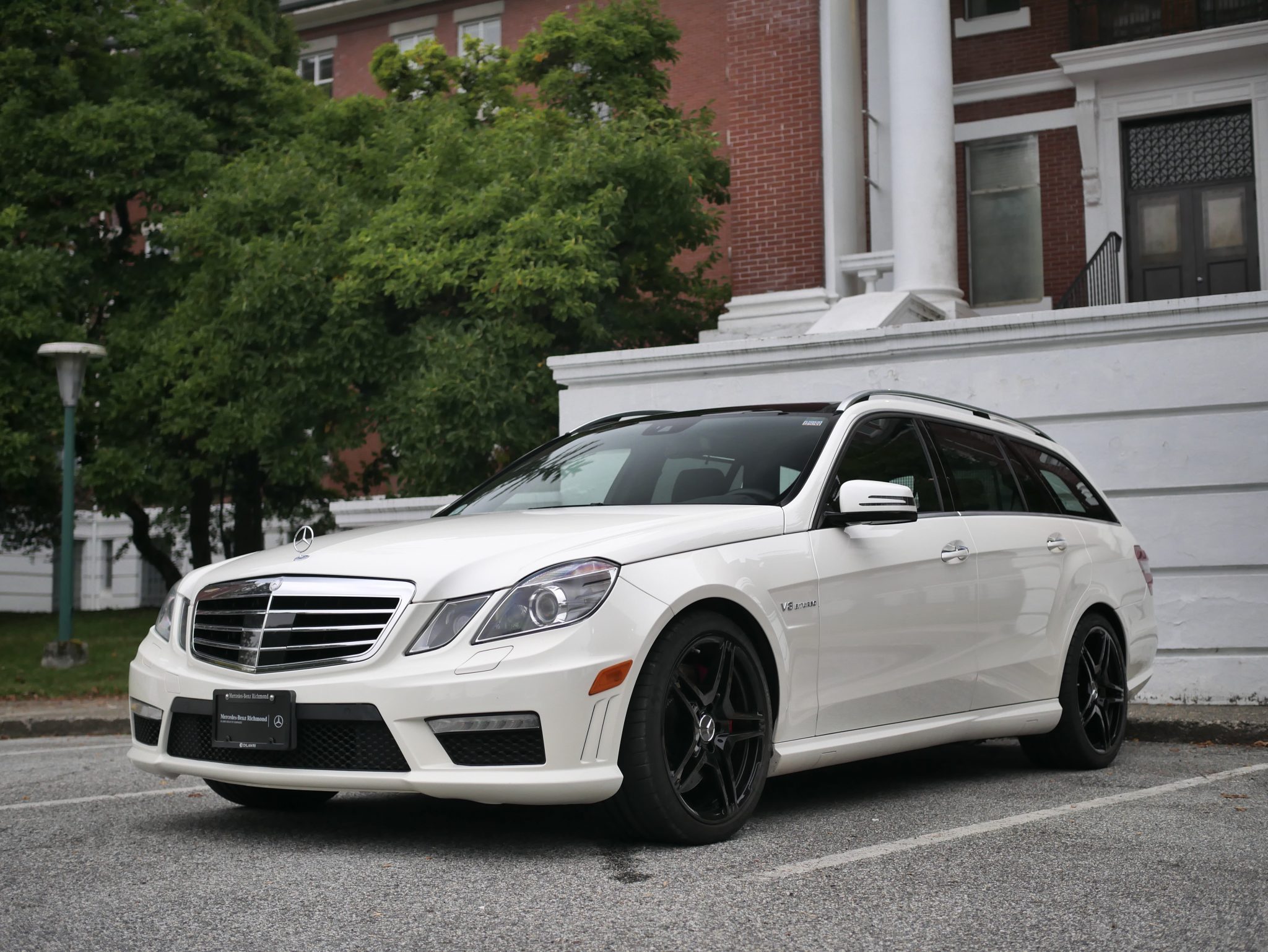 This 550-Horsepower 2012 Mercedes-Benz E63 AMG Will Make Supermarket And School Runs Fun Again