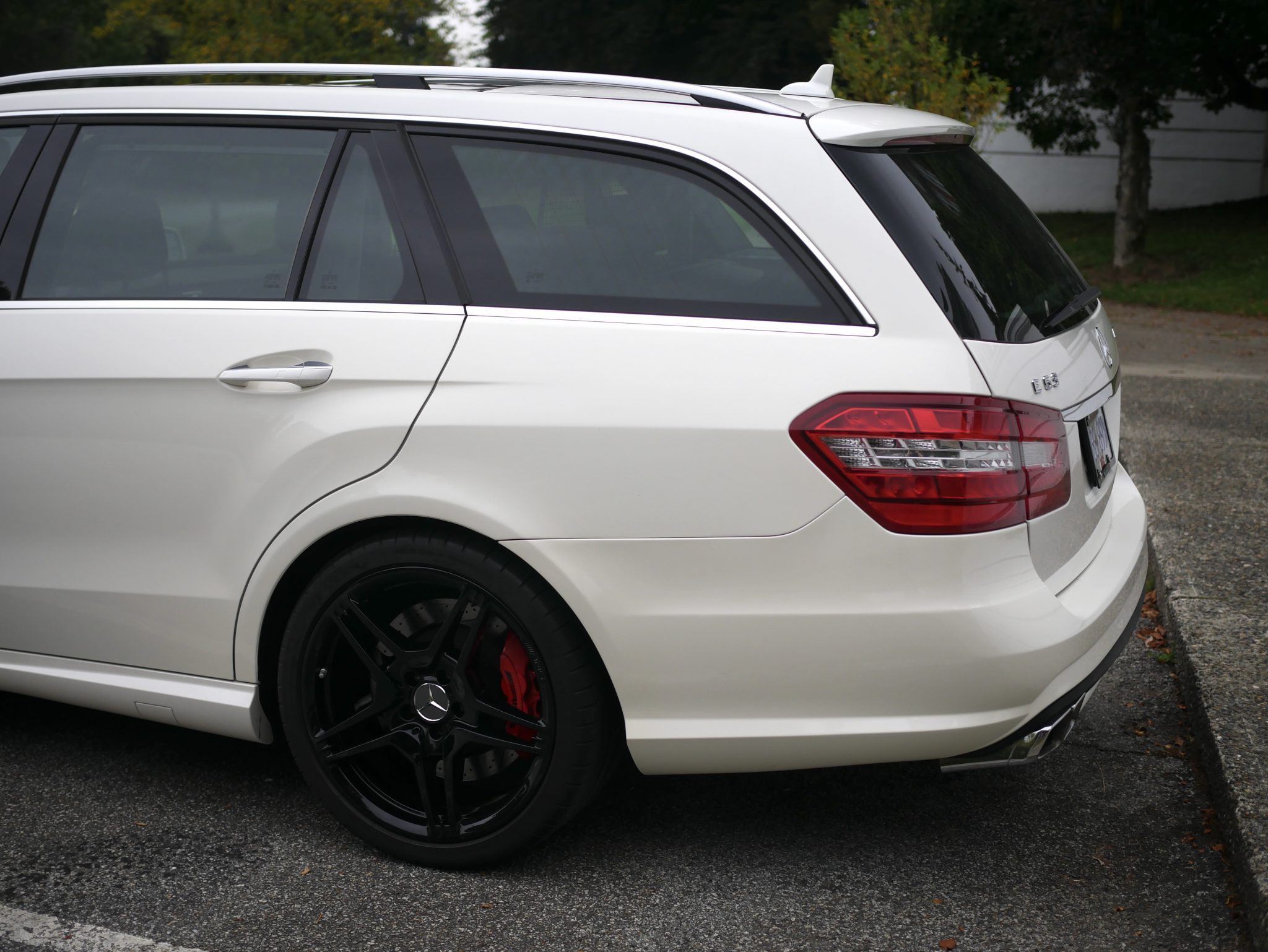 This 550-Horsepower 2012 Mercedes-Benz E63 AMG Will Make Supermarket And School Runs Fun Again
