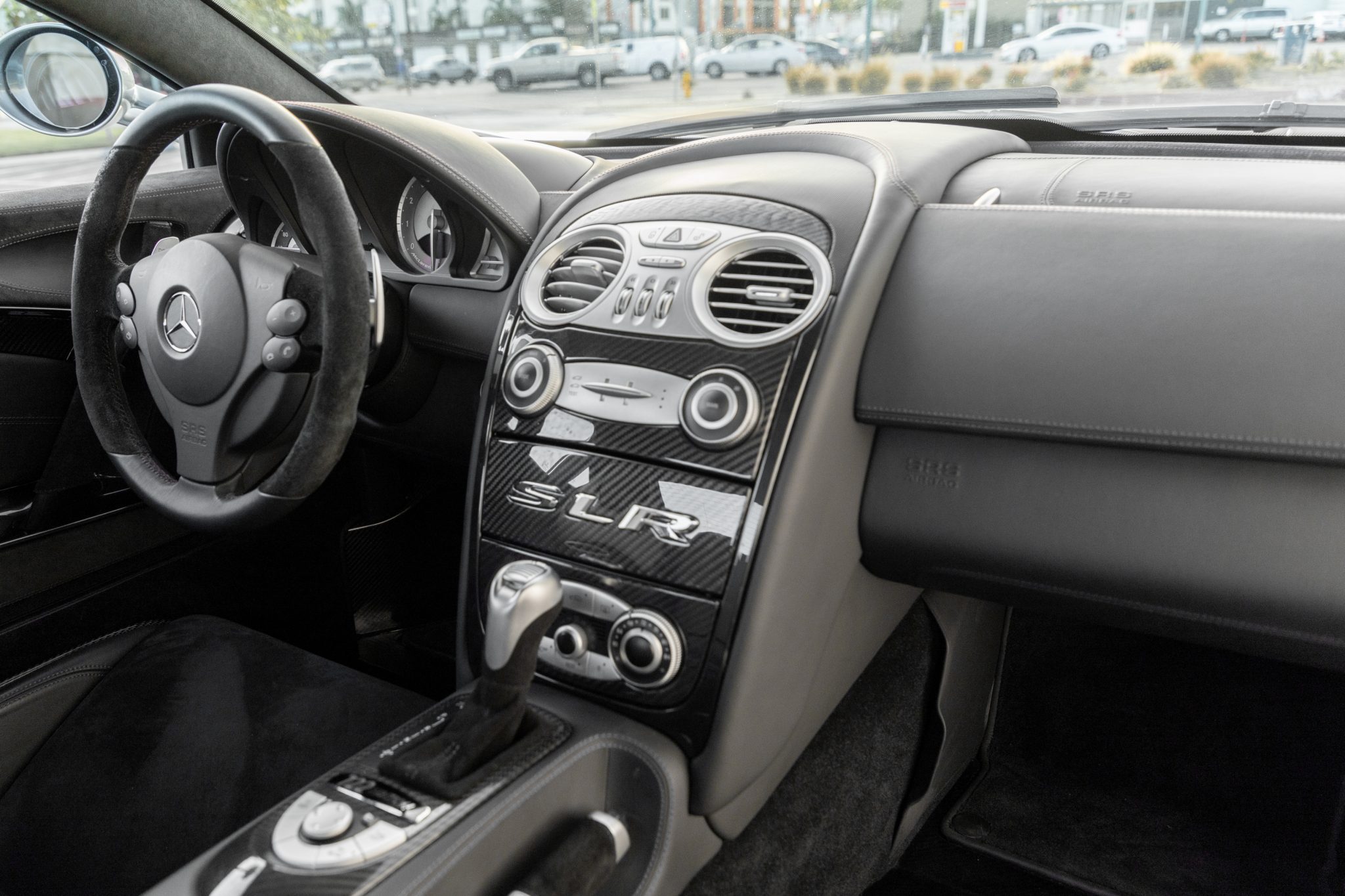 2007 Mercedes-Benz SLR McLaren 722 Is One Brutish Old-School Supercar