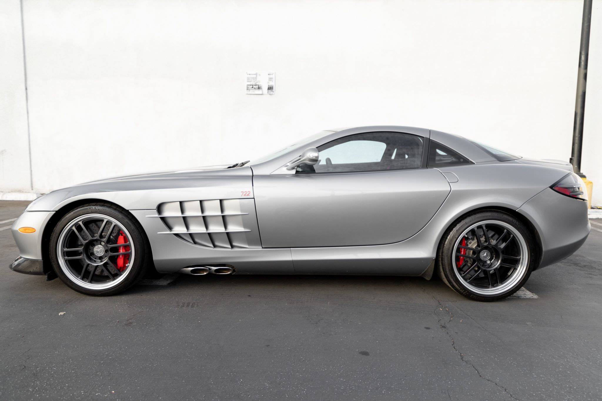 2007 Mercedes-Benz SLR McLaren 722 Is One Brutish Old-School Supercar
