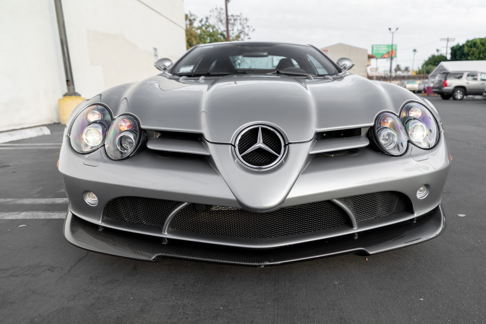 2007 Mercedes-Benz SLR McLaren 722 Is One Brutish Old-School Supercar