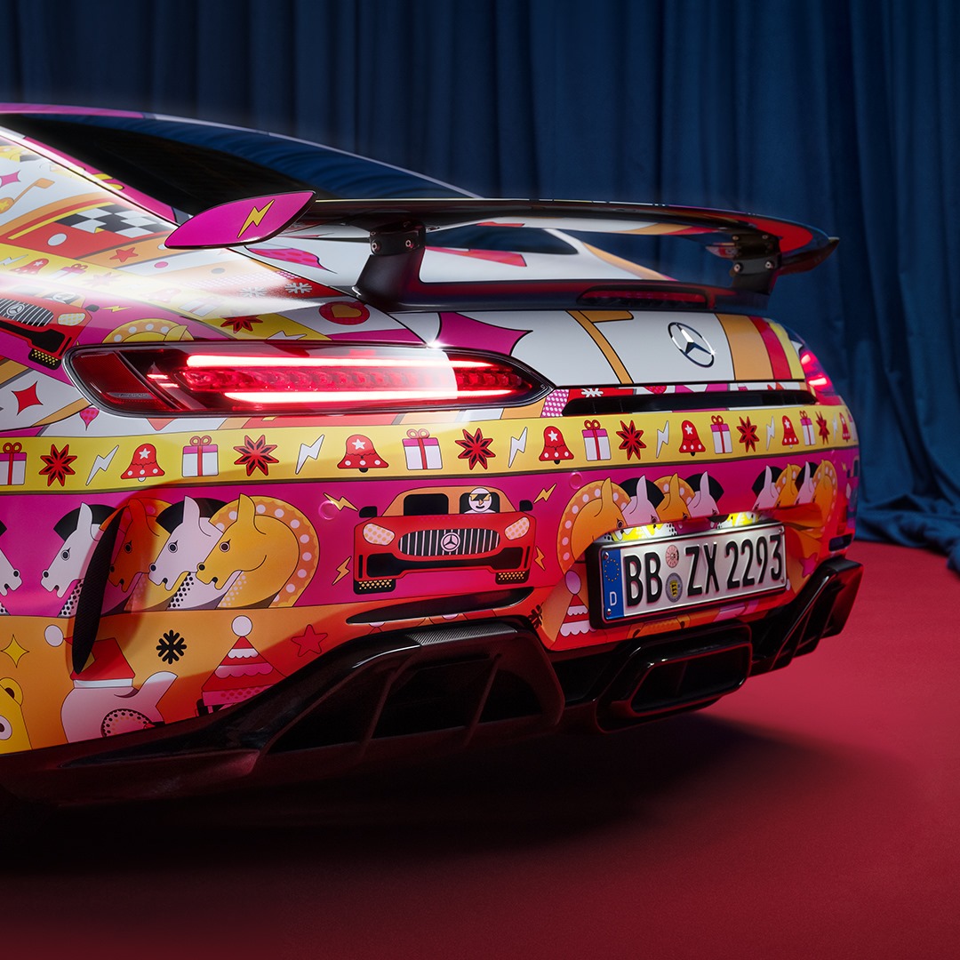 Mercedes-Benz G-Class And AMG GT R Put On Their Ugly Christmas Sweaters