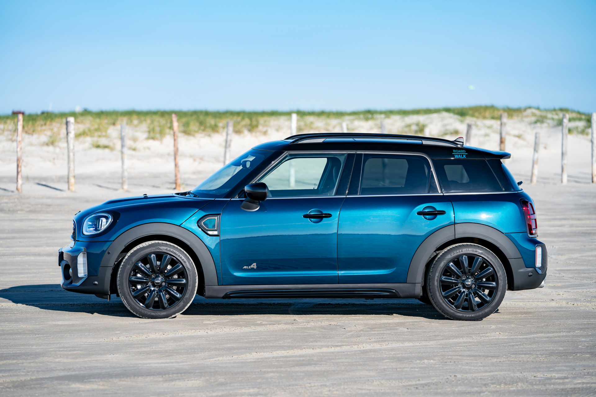 2021 Mini Countryman Boardwalk Is Designed To Stand Out