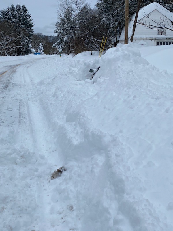 New York Man Trapped Under 4 Feet Of Snow For Ten Hours After Snow Plow Buries His Car