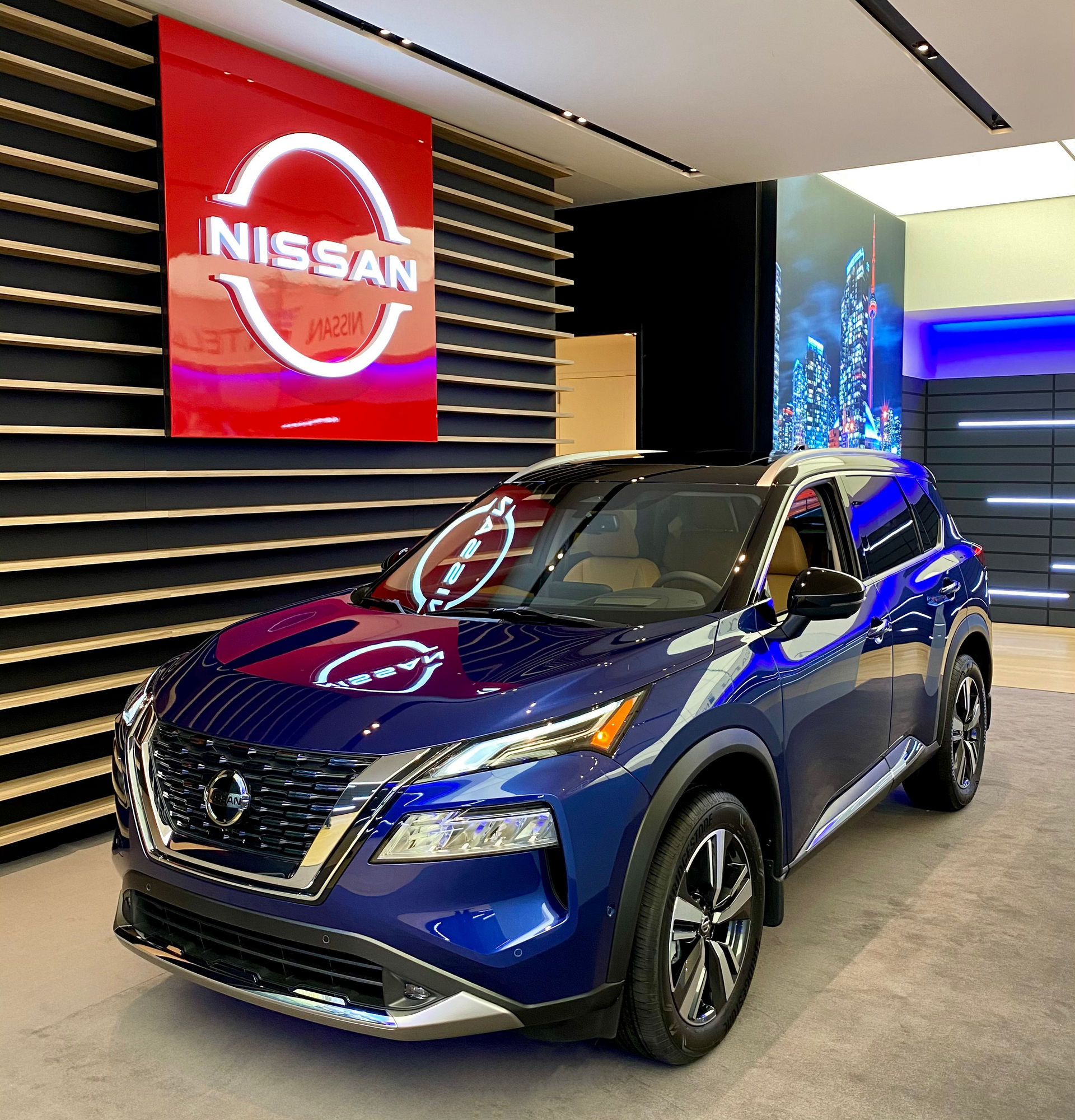 Nissan Studio Allows Canadians To Virtually Visit An Actual Dealership Through Online Streaming