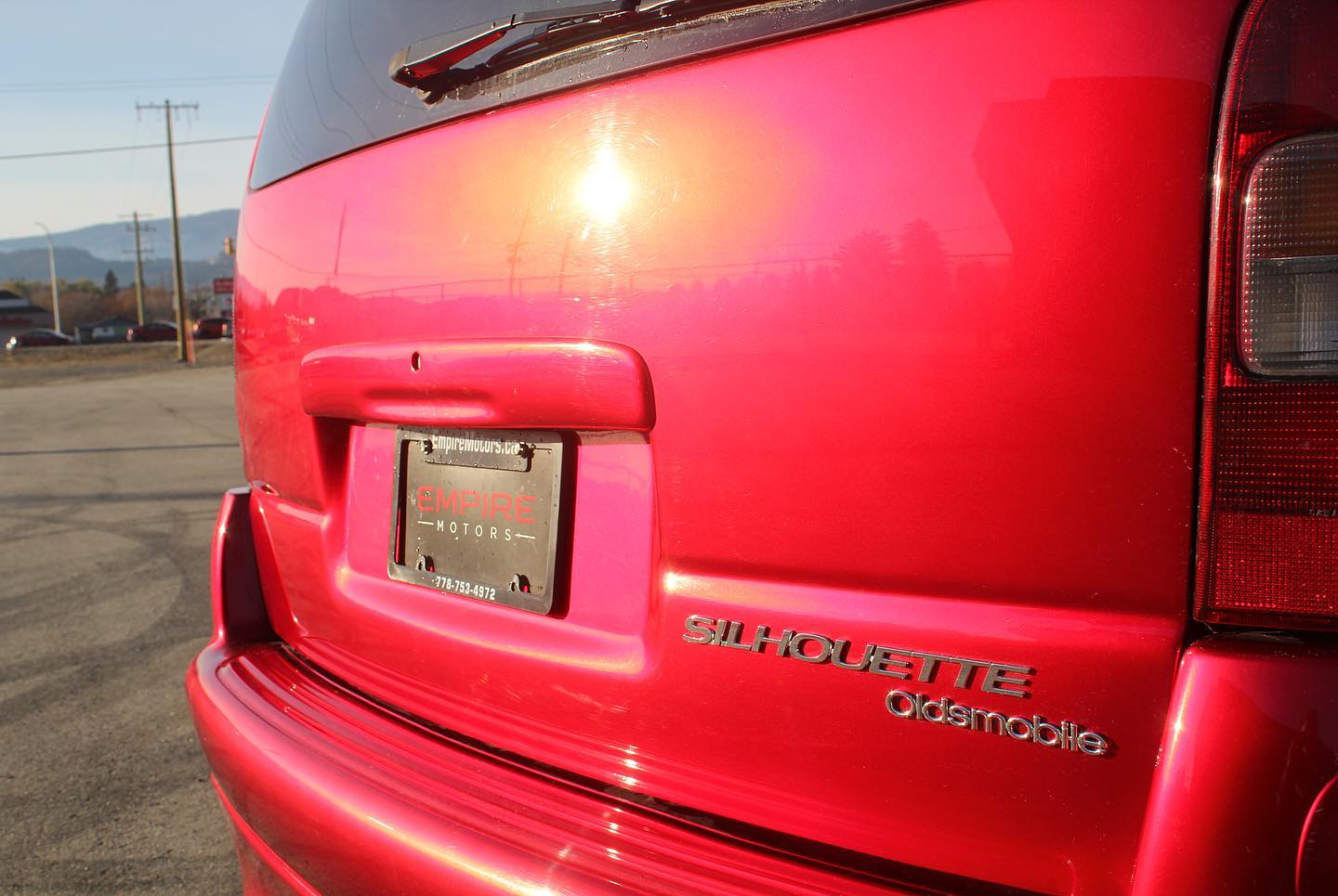 Someone Scored A Bargain With This ’99 Oldsmobile Silhouette OSV Concept