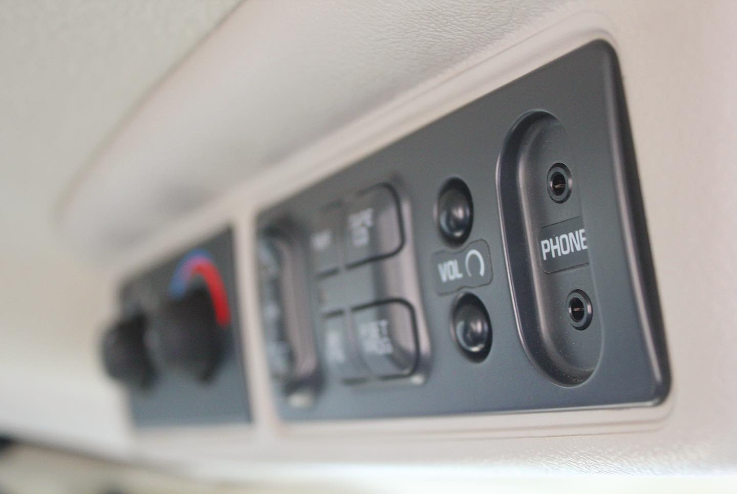 Someone Scored A Bargain With This ’99 Oldsmobile Silhouette OSV Concept