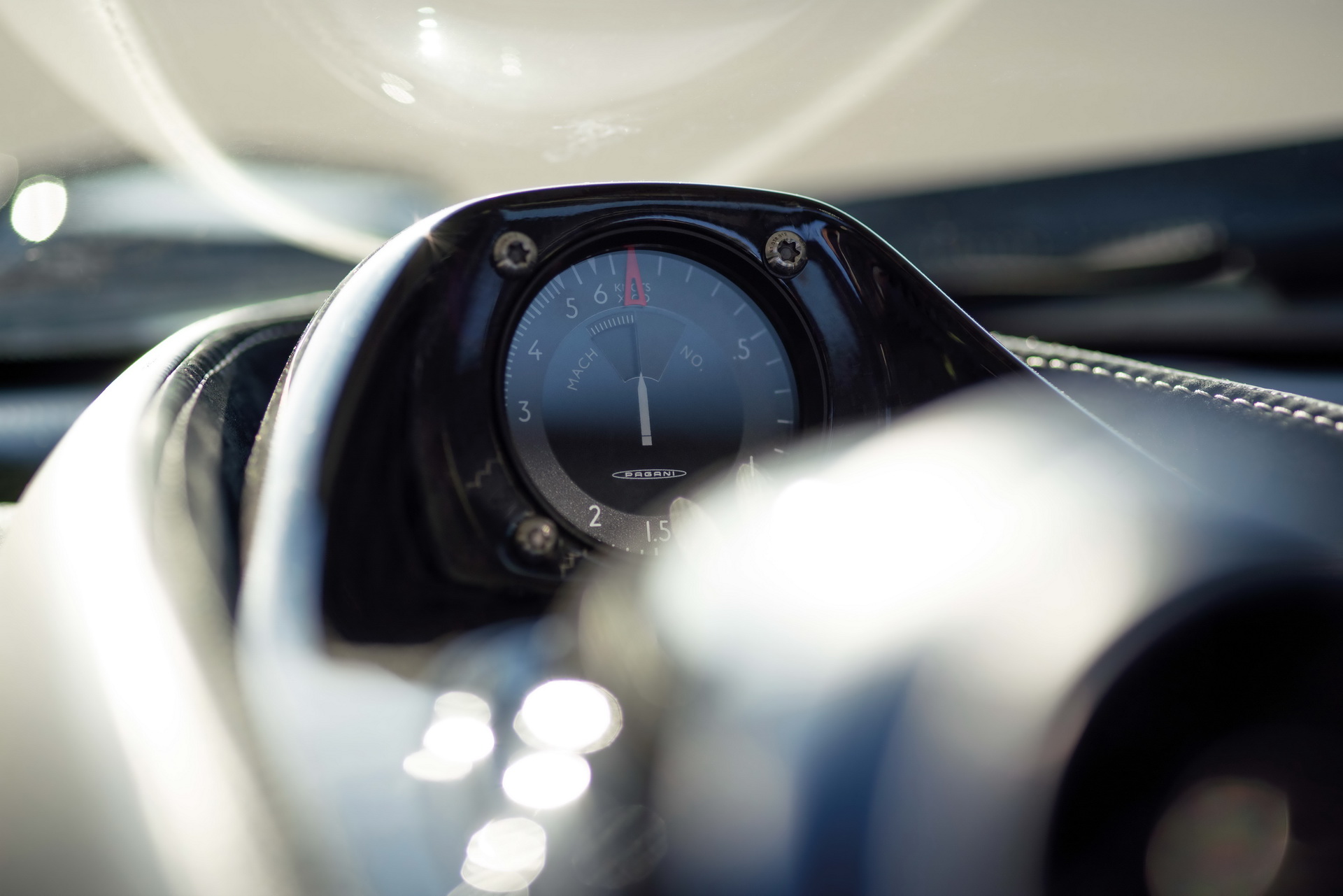 New Pagani Huayra Tricolore Pays Tribute To Italy’s Frecce Tricolori With 828 HP And A Real Air Speed Instrument