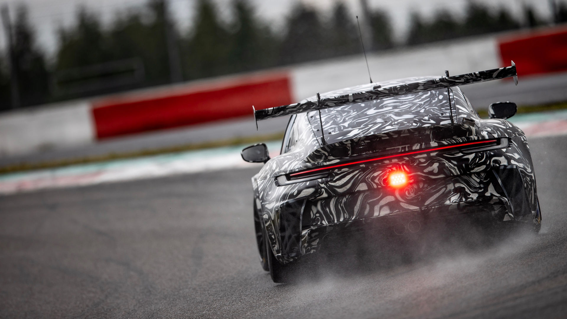 Porsche Previews Next-Generation 911 GT3 Cup Racer