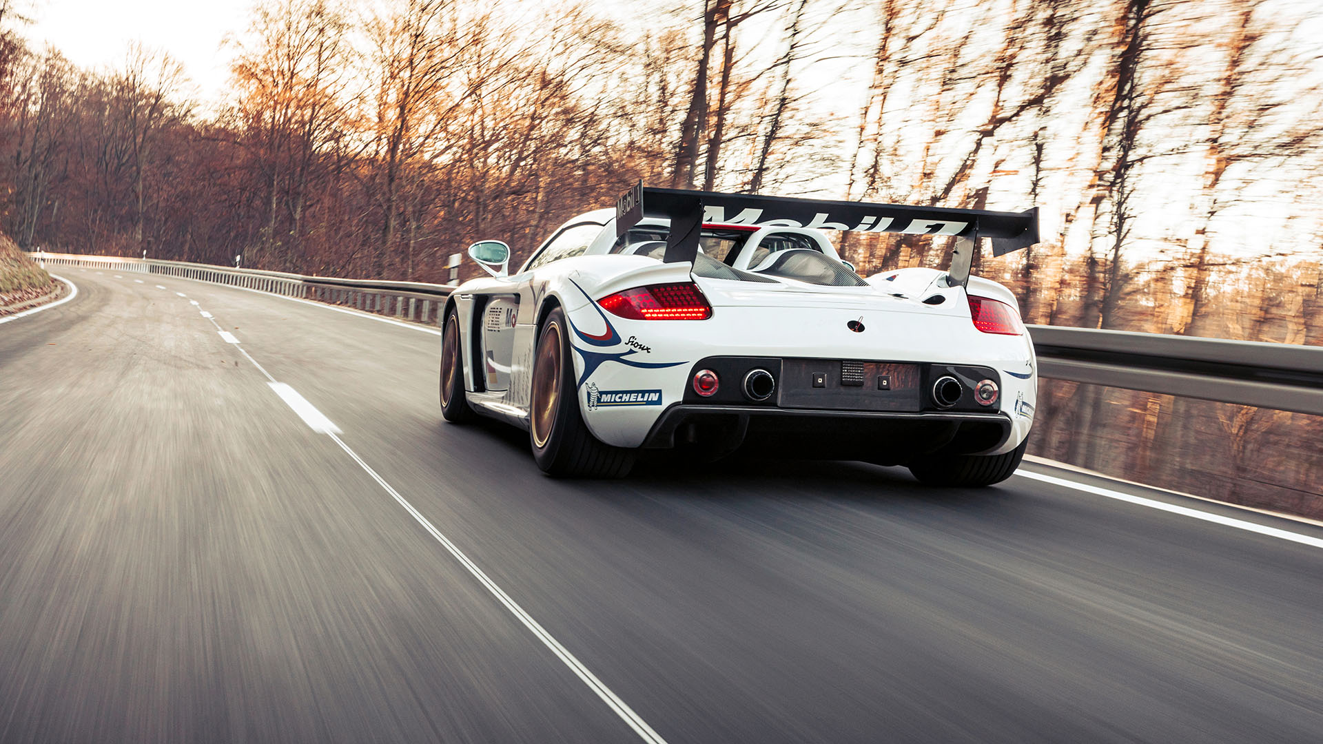 Customized Porsche Carrera ‘GT-R’ Is A One-Off Built For The Track