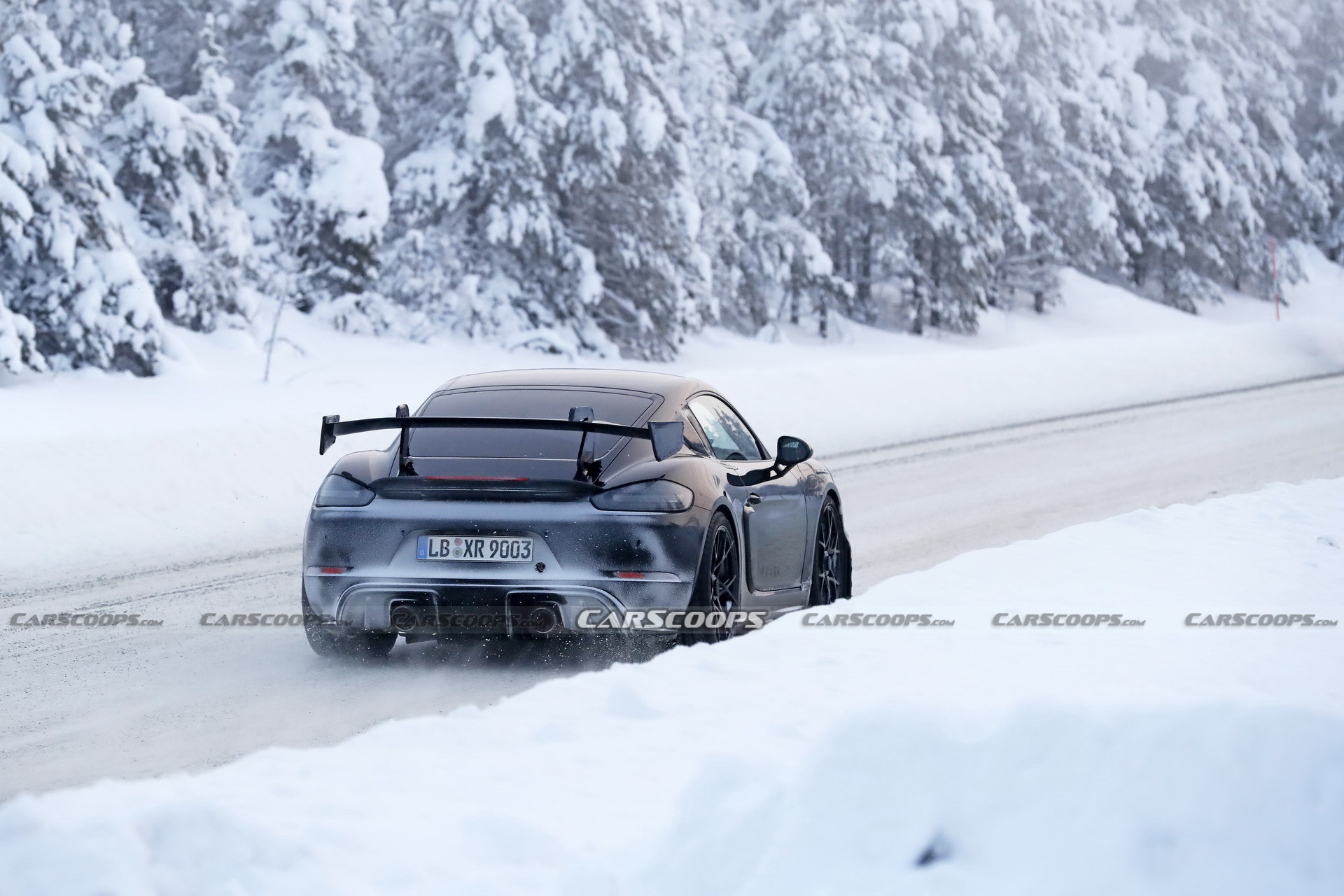 Porsche’s New 718 Cayman GT4 RS Promises To Be Finger-Licking Good