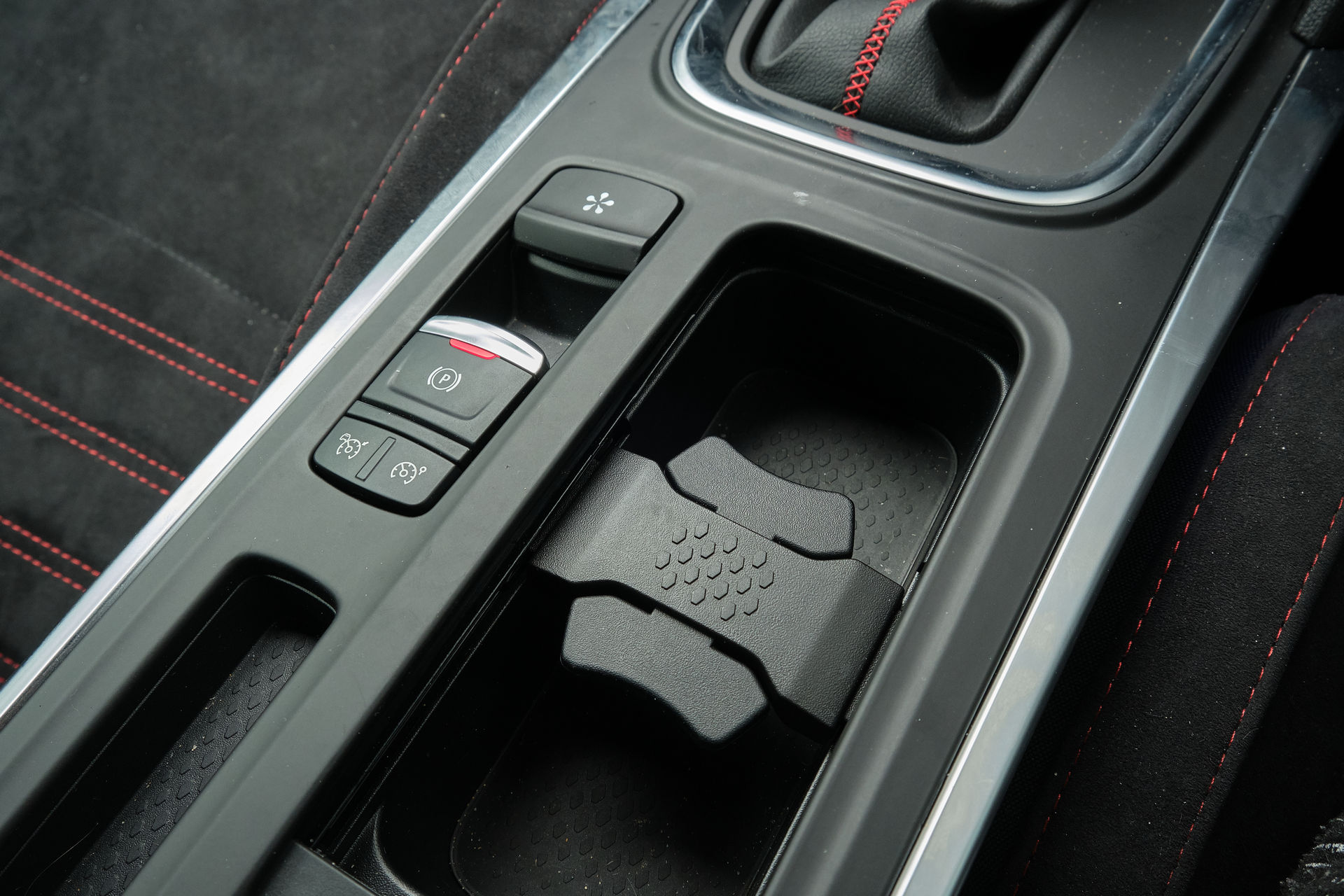 Driven: 2020 Renault Megane R.S. Trophy EDC Improves On A Winning Formula