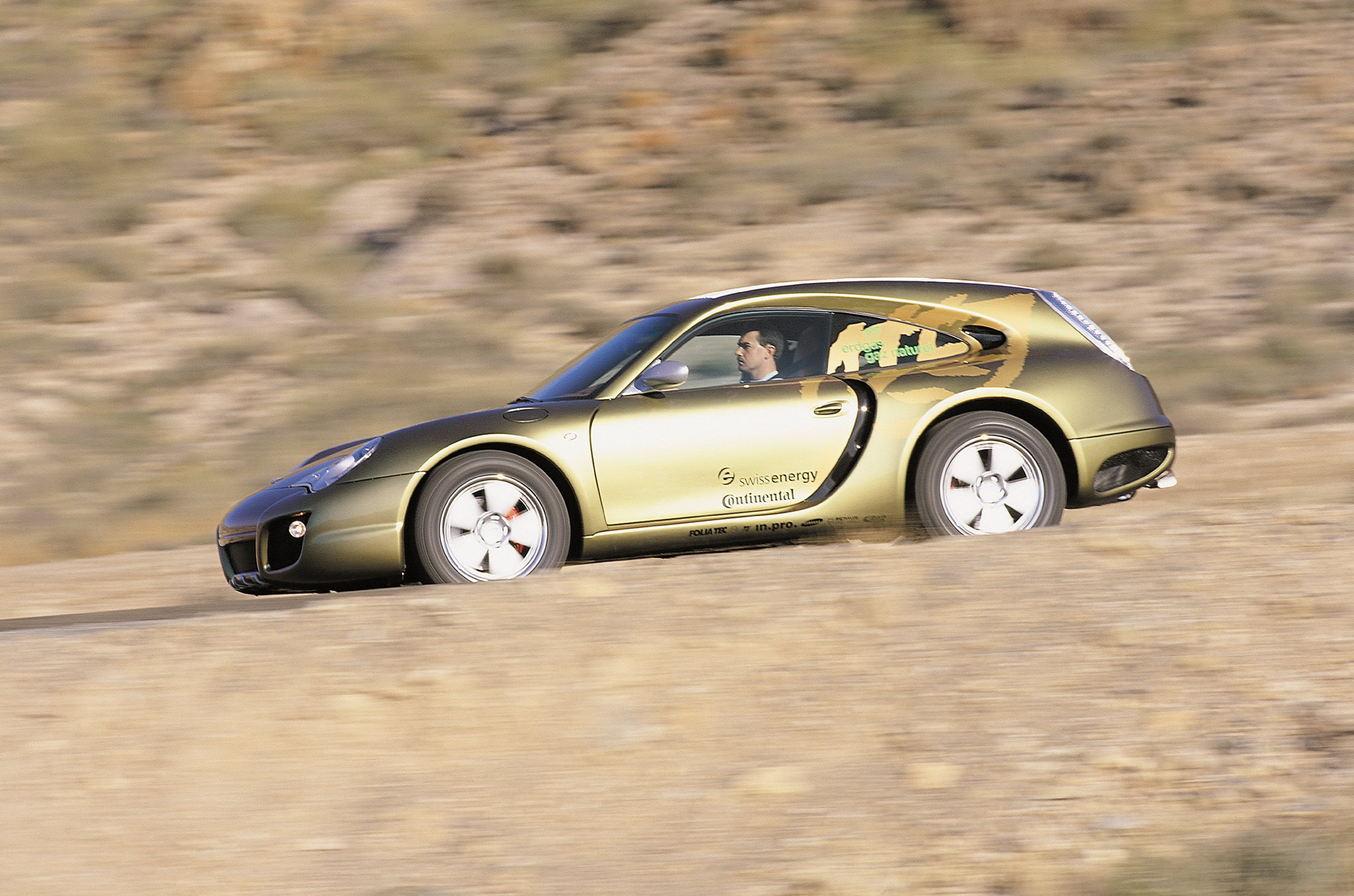 17 Years Later, Rinspeed’s Porsche 911 That Morphs Into A Pickup Doesn’t Sound So Crazy