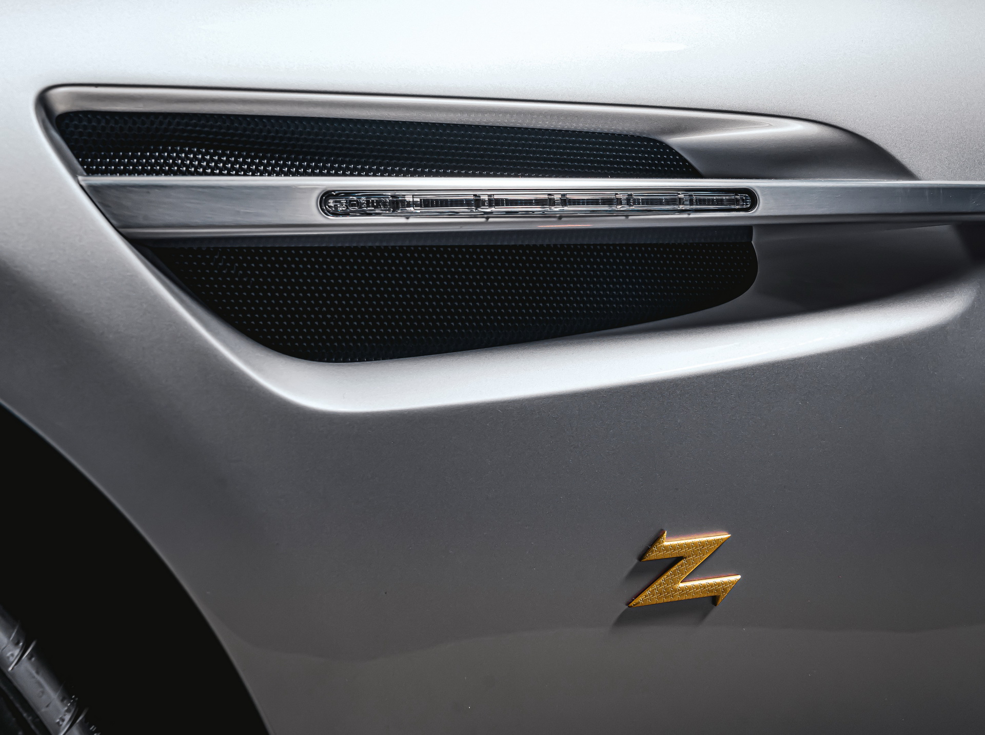 R-Reforged Unveils First Pair Of Aston Martin V12 Zagato Heritage Twins Models