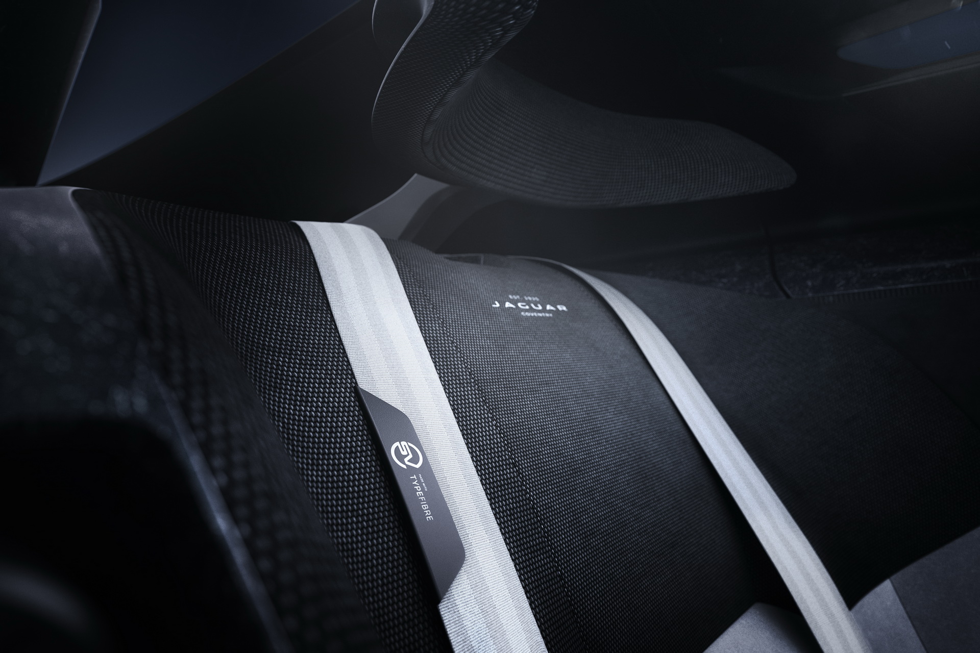 1,877 HP Jaguar Vision Gran Turismo SV Is King Of The Virtual Jungle