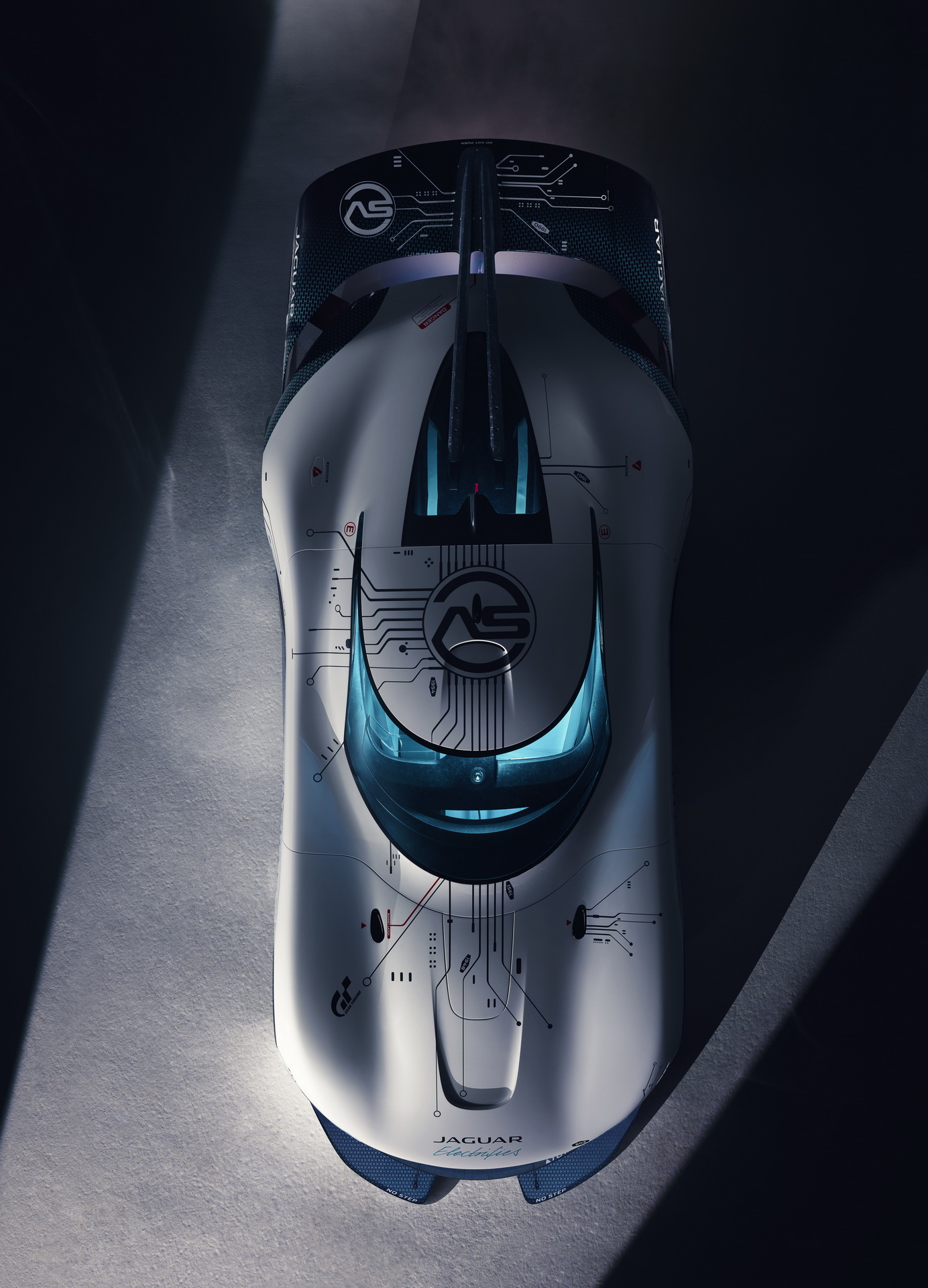 1,877 HP Jaguar Vision Gran Turismo SV Is King Of The Virtual Jungle