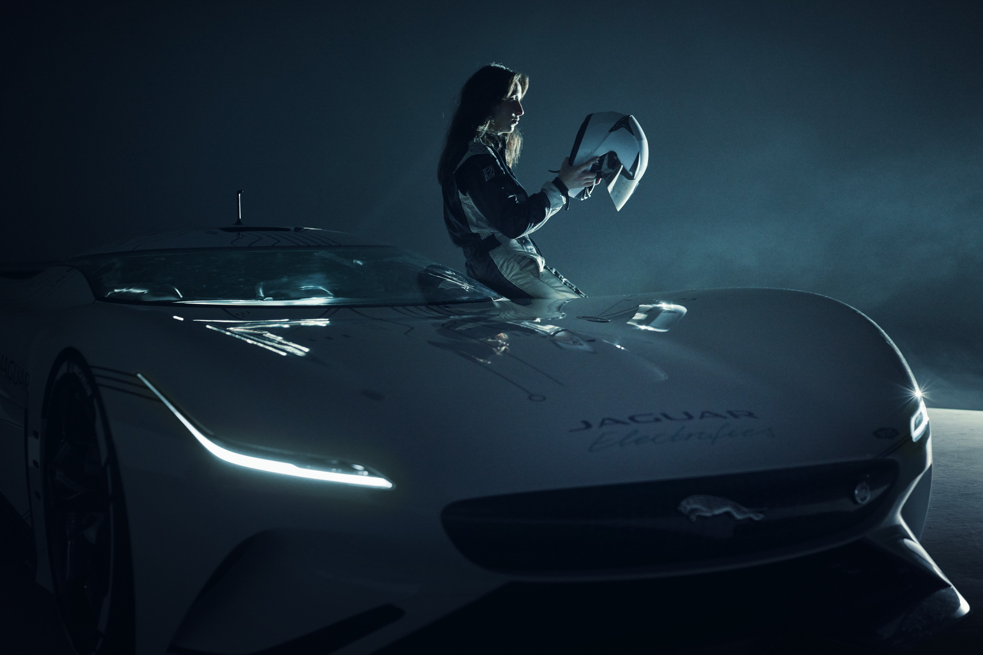 1,877 HP Jaguar Vision Gran Turismo SV Is King Of The Virtual Jungle