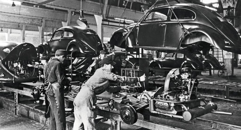  This Is How The Brits Turned VW’s Wolfsburg Plant From An Armament Maker Into A Car Production Site