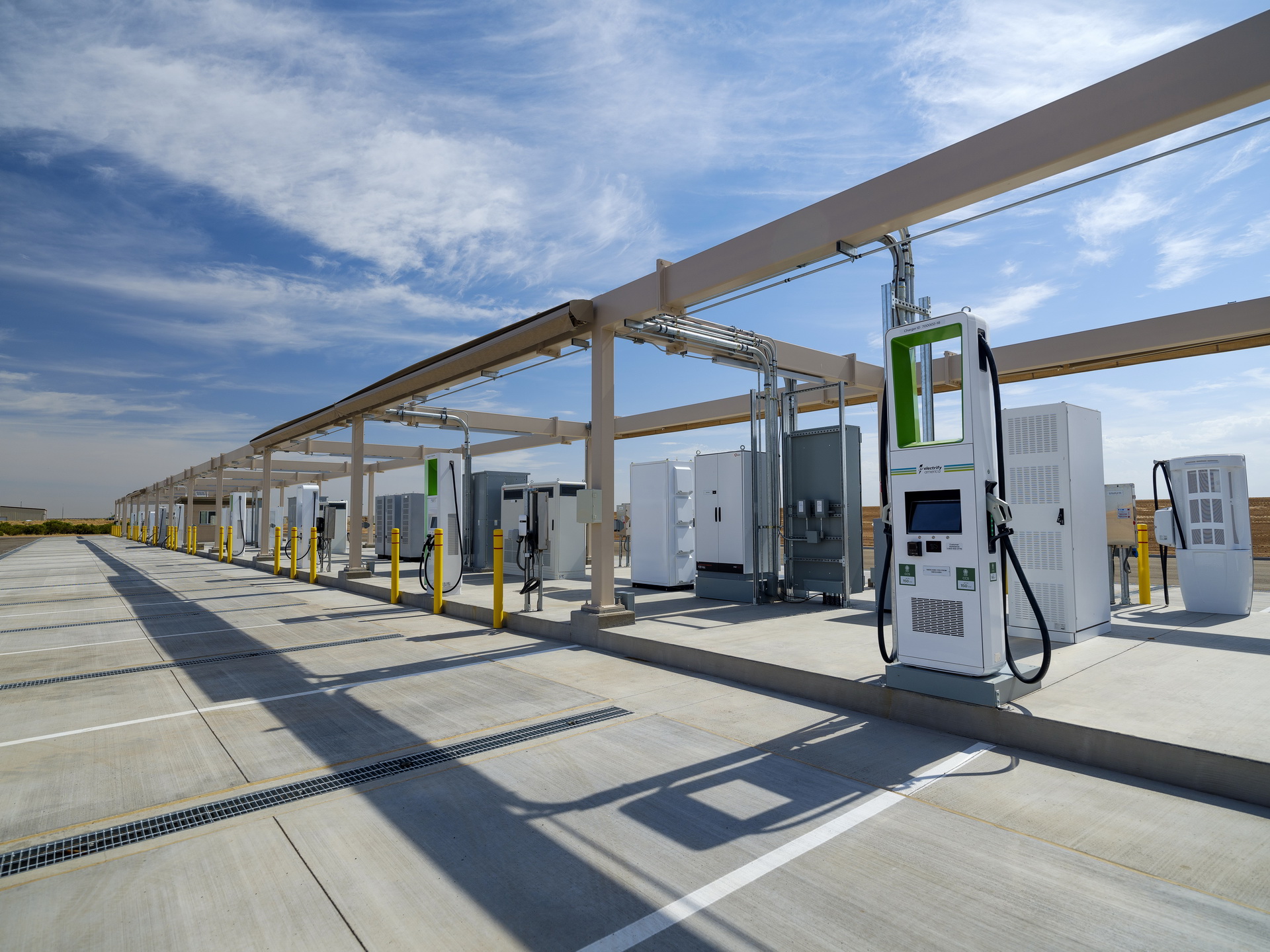 VW Bolsters U.S. Footprint With Advancements In Electric Car Portfolio, Infrastructure And Engineering