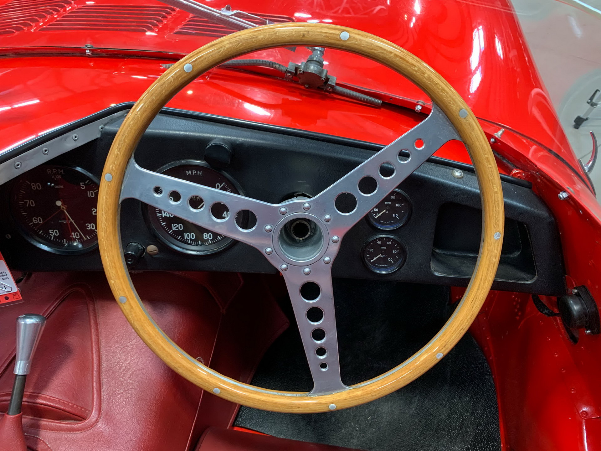 Stunning 1955 Jaguar D-Type Tipped To Sell For Up To $7.5 Million