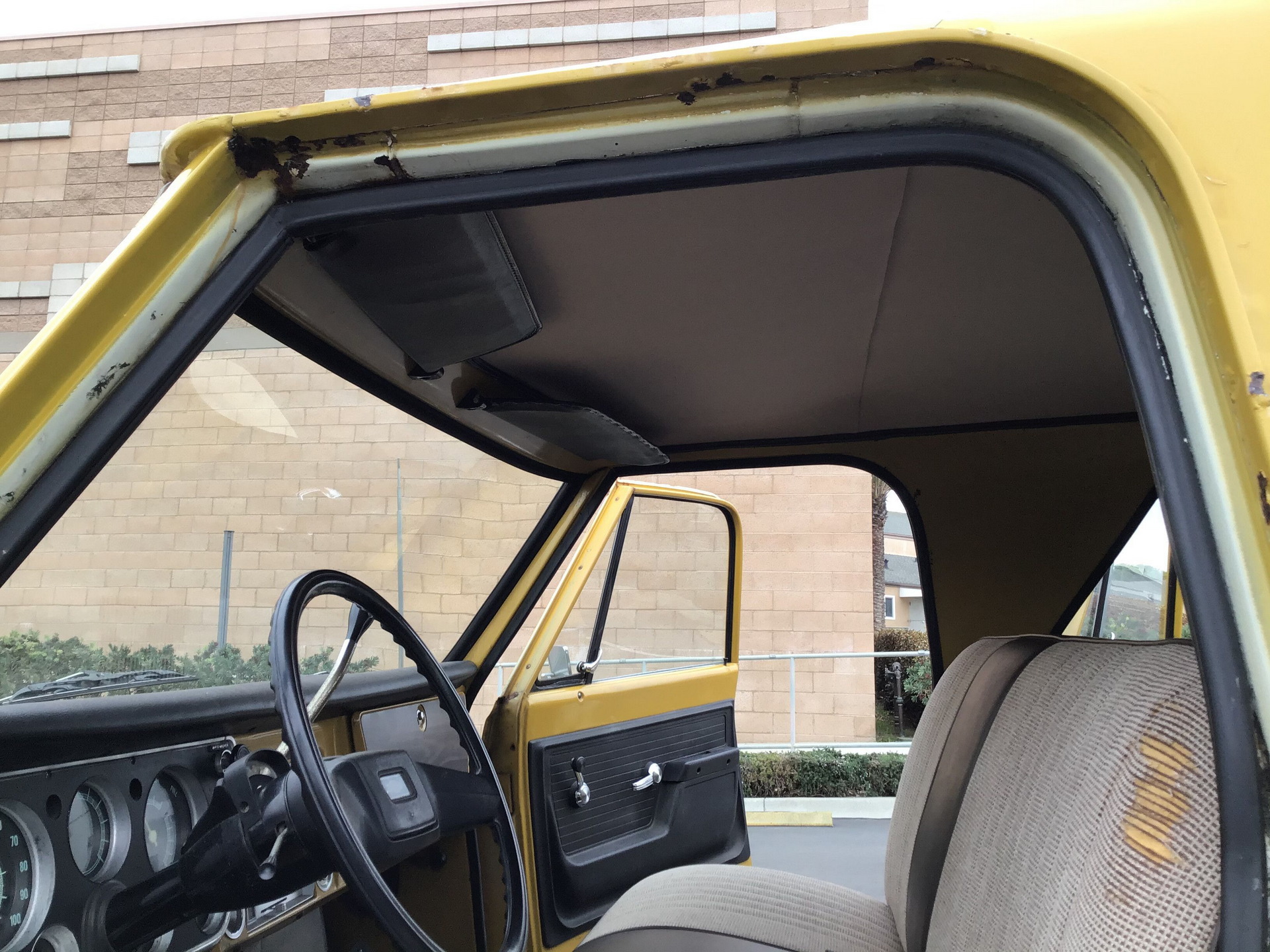 Something About This ’72 Chevy C20 Crew Cab Conversion Seems Off, Doesn’t It