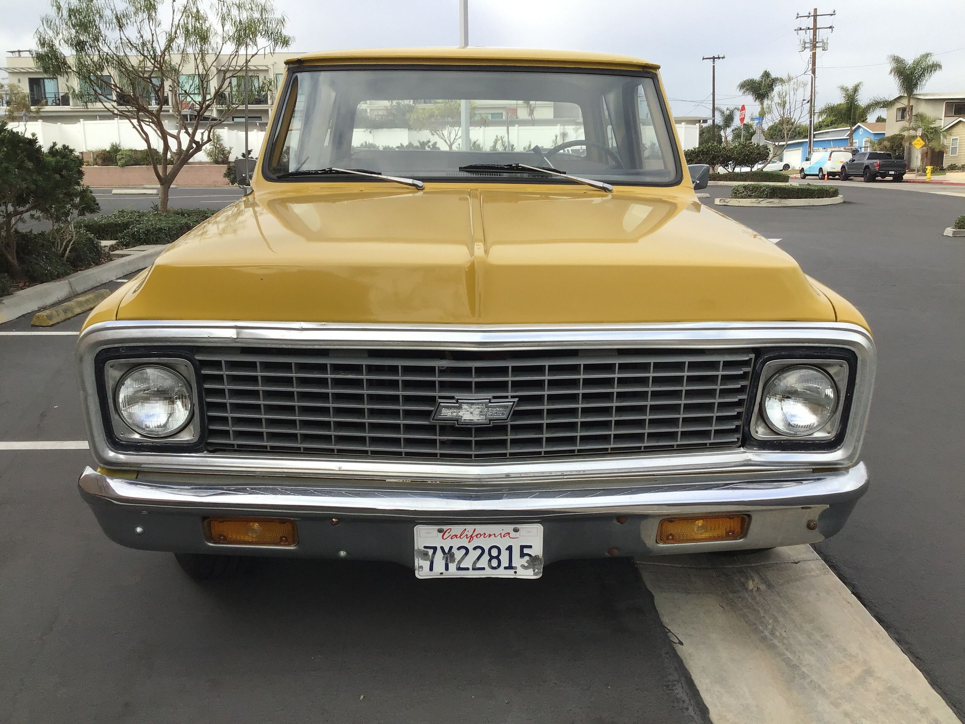 Something About This ’72 Chevy C20 Crew Cab Conversion Seems Off, Doesn’t It