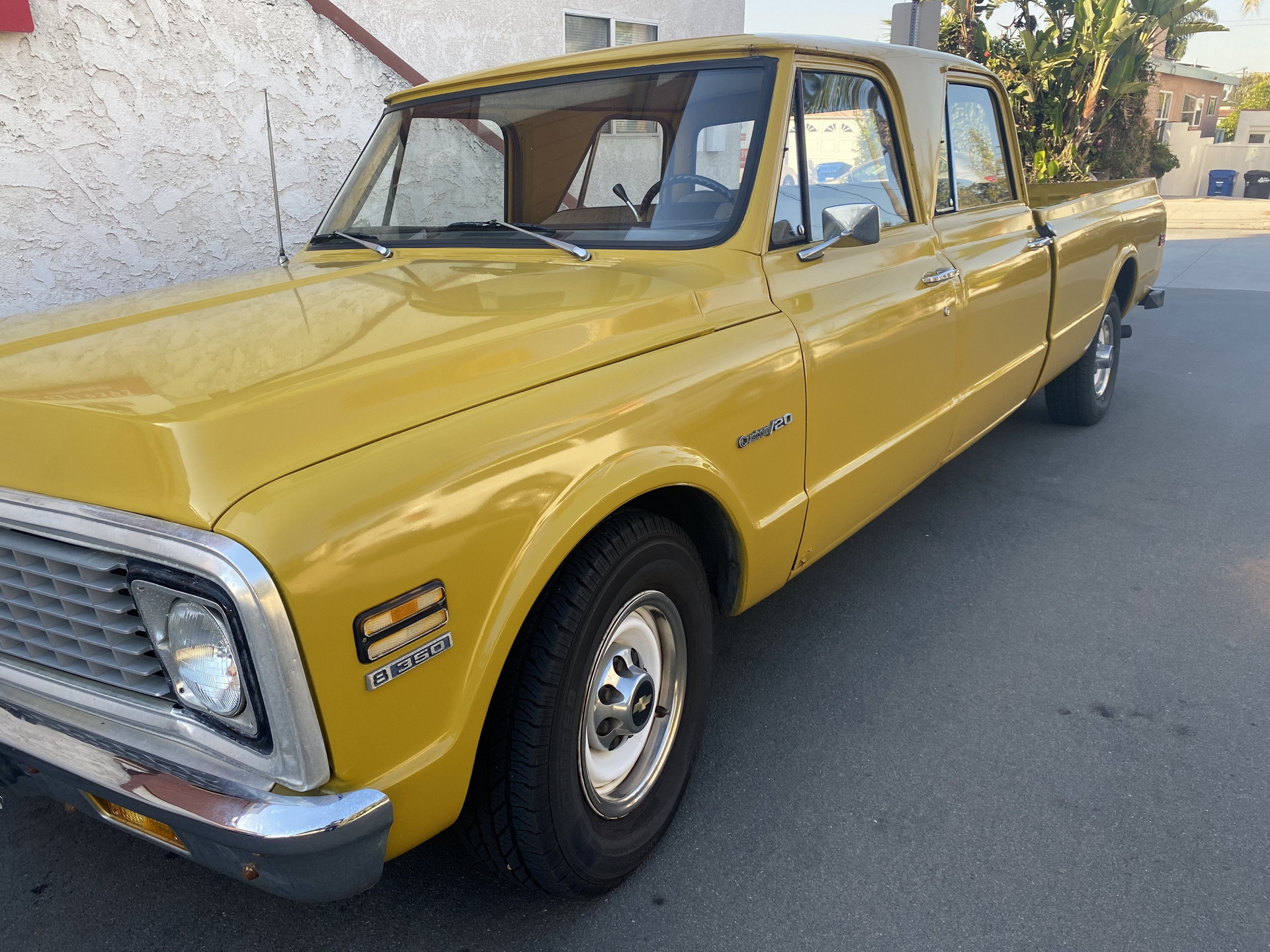 Something About This ’72 Chevy C20 Crew Cab Conversion Seems Off, Doesn’t It