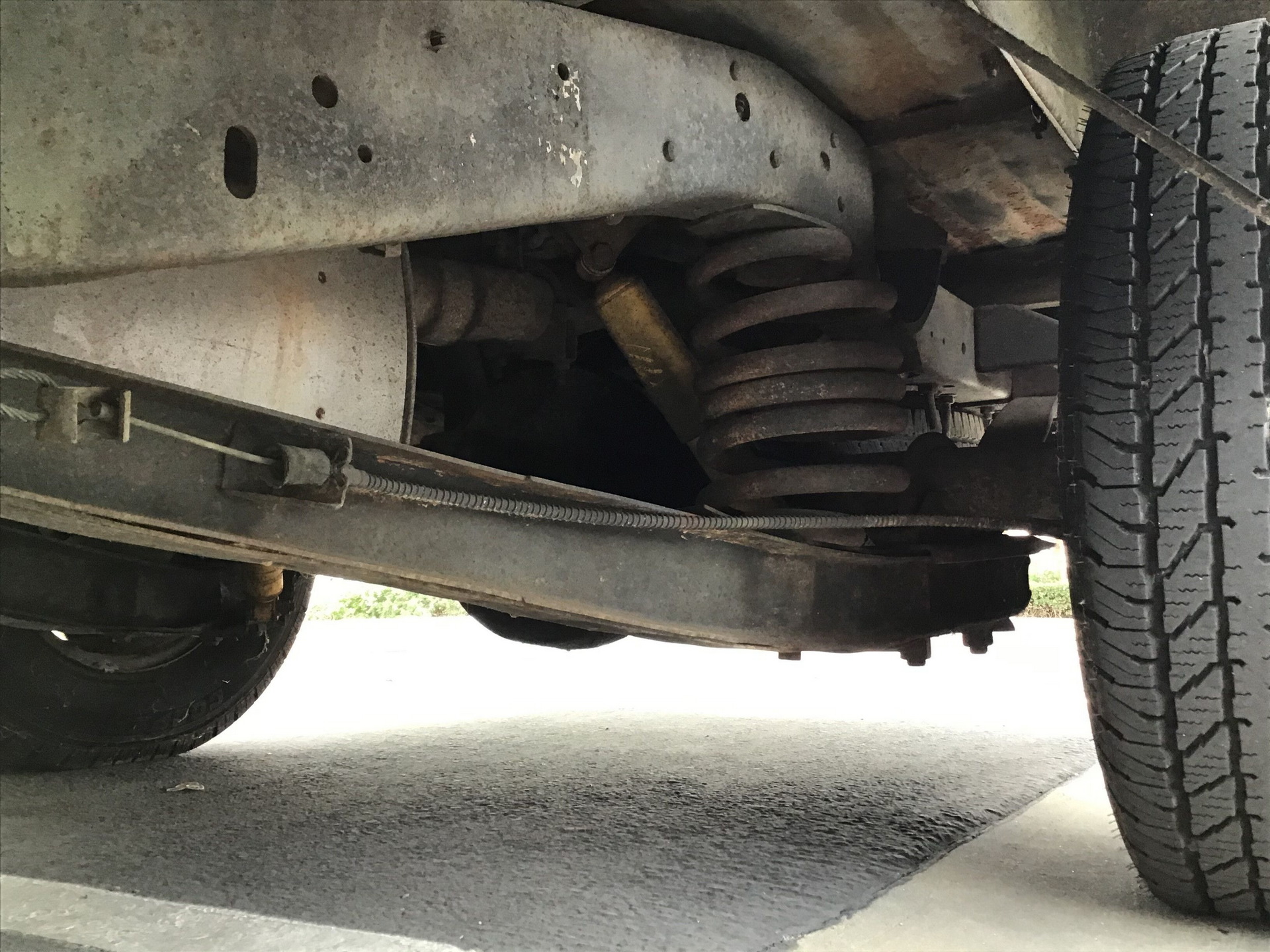 Something About This ’72 Chevy C20 Crew Cab Conversion Seems Off, Doesn’t It