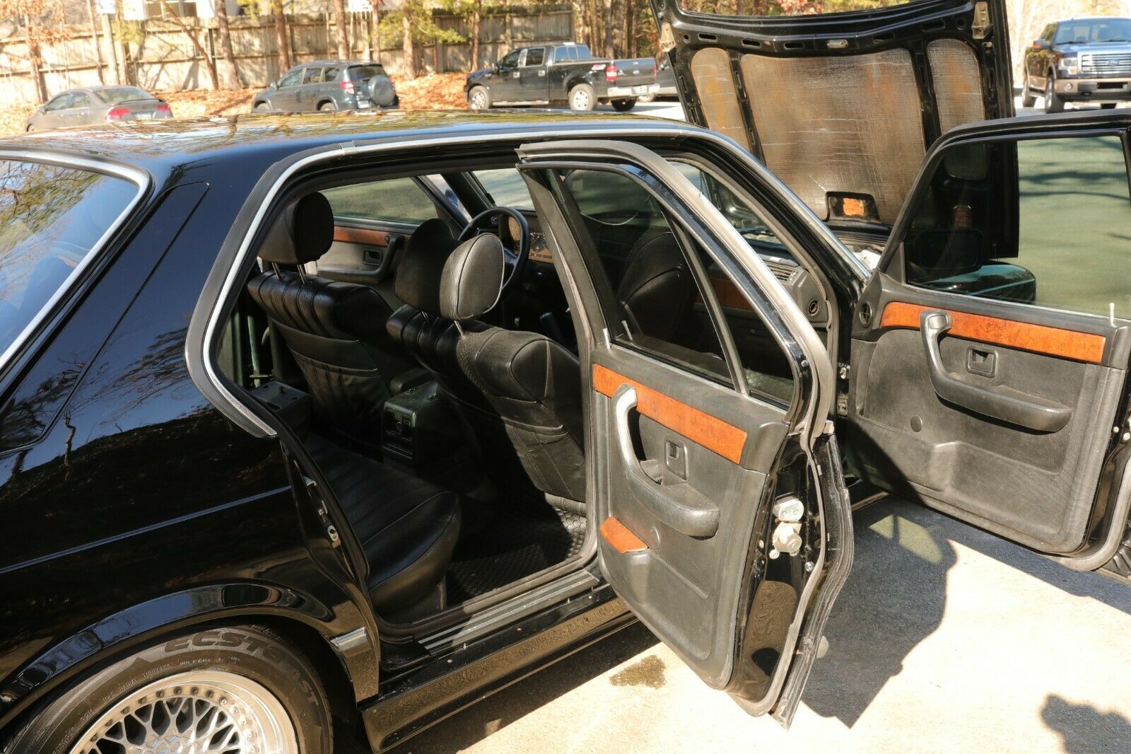 Let This Tastefully Modded ’84 Shark-Nosed 745i Remind You Why We Loved BMWs