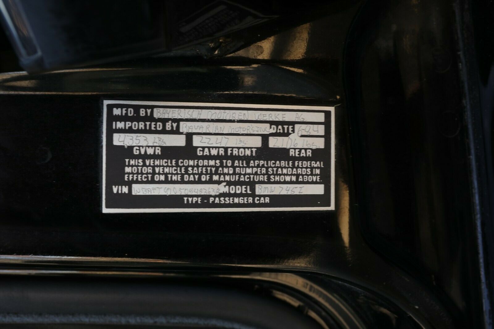 Let This Tastefully Modded ’84 Shark-Nosed 745i Remind You Why We Loved BMWs