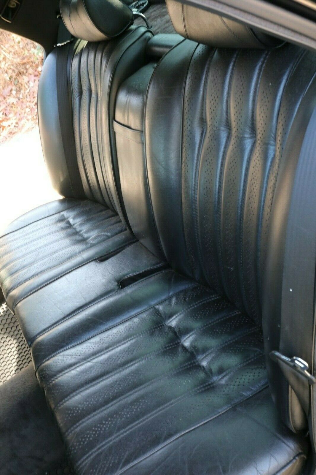 Let This Tastefully Modded ’84 Shark-Nosed 745i Remind You Why We Loved BMWs