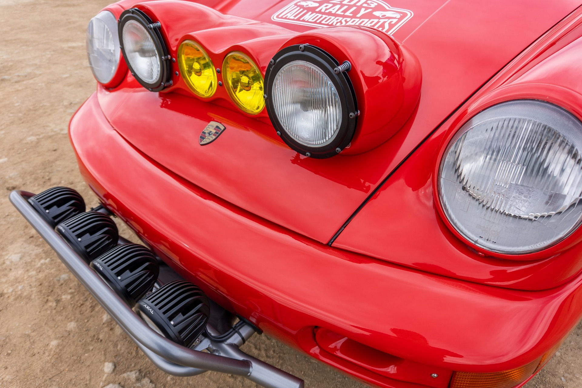Live Out Your Safari Dreams With This Rally-Spec 1985 Porsche 911