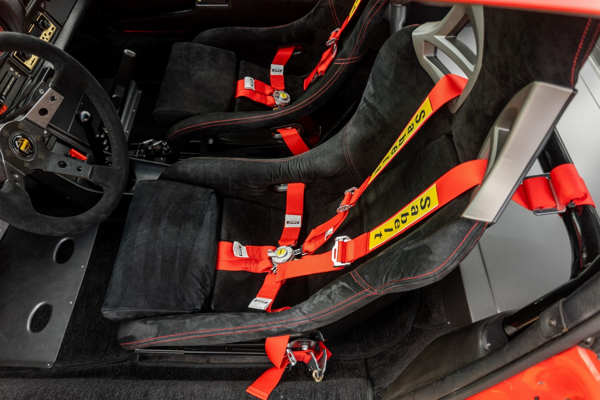 Live Out Your Safari Dreams With This Rally-Spec 1985 Porsche 911