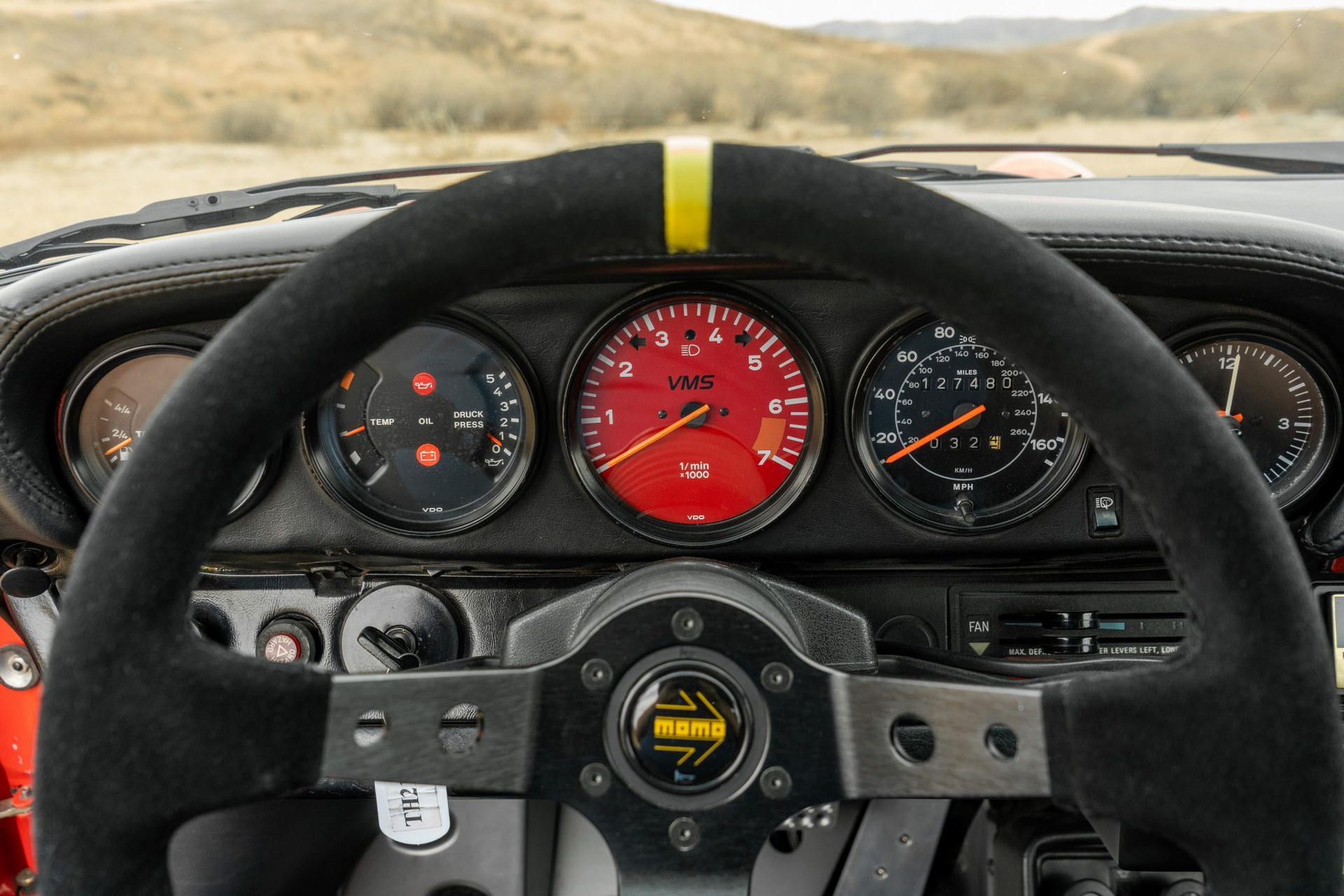 Live Out Your Safari Dreams With This Rally-Spec 1985 Porsche 911